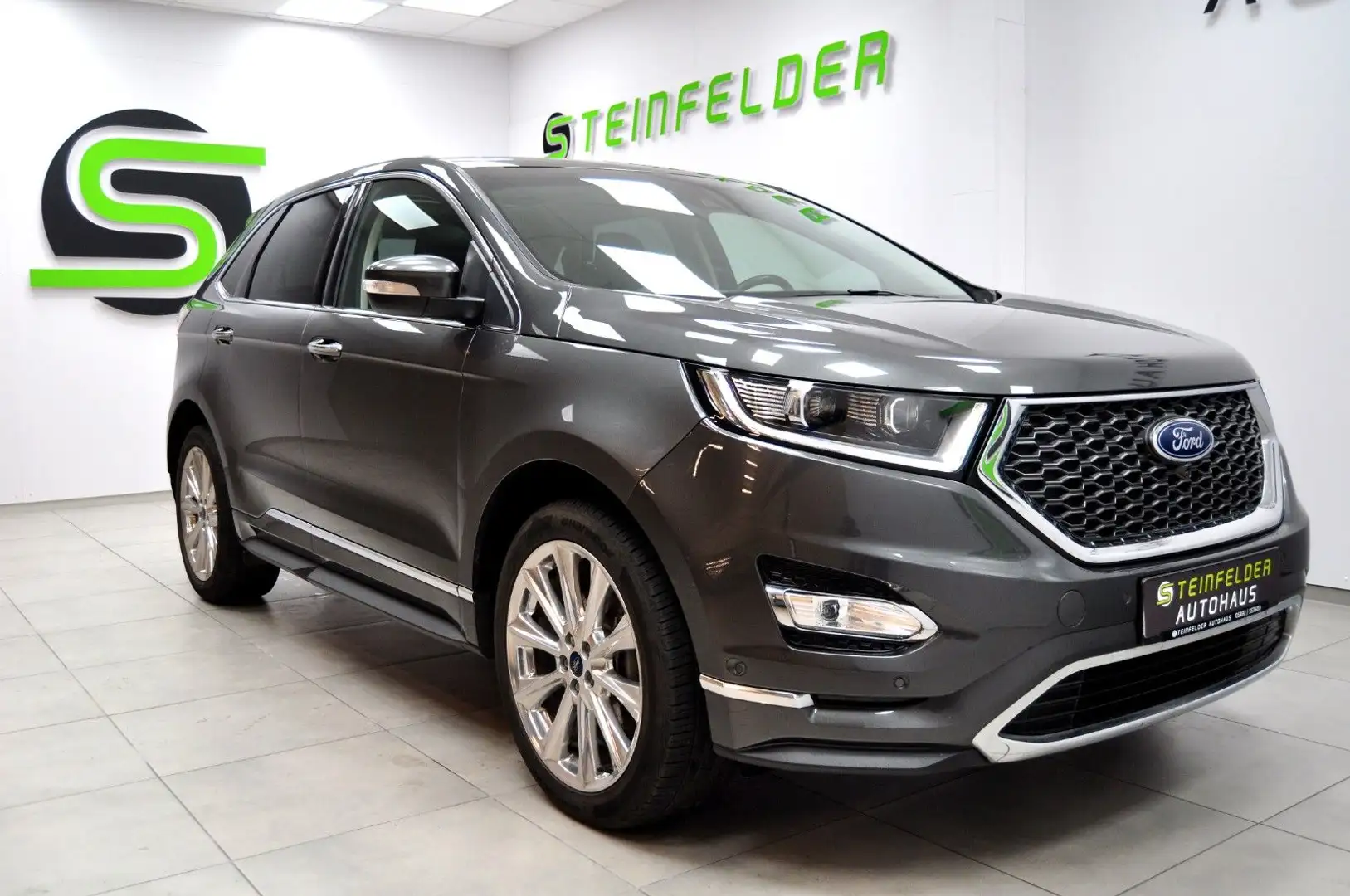 Ford Edge Vignale 4x4 / PANORAMA / ACC / LED Grau - 1
