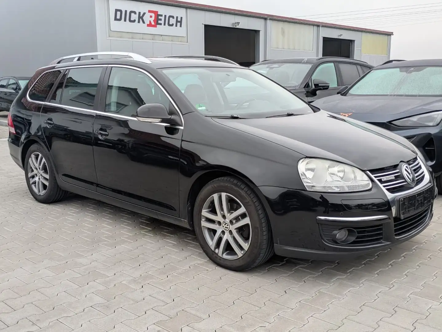 Volkswagen Golf 1.9 TDI Sportline PANO*LEDER*NAVI*TEMP*TÜV Negro - 1