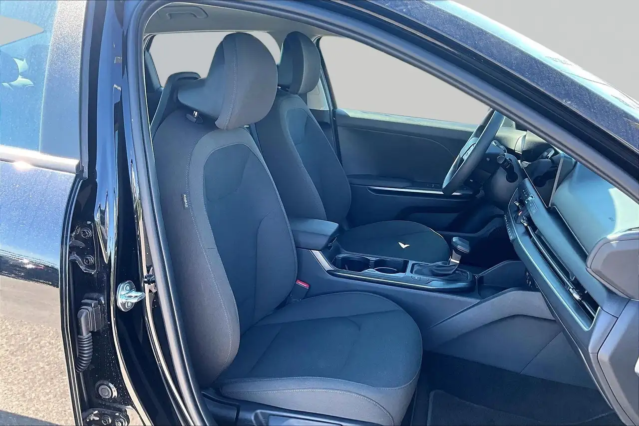 Kia K4 fotografie Kia K4