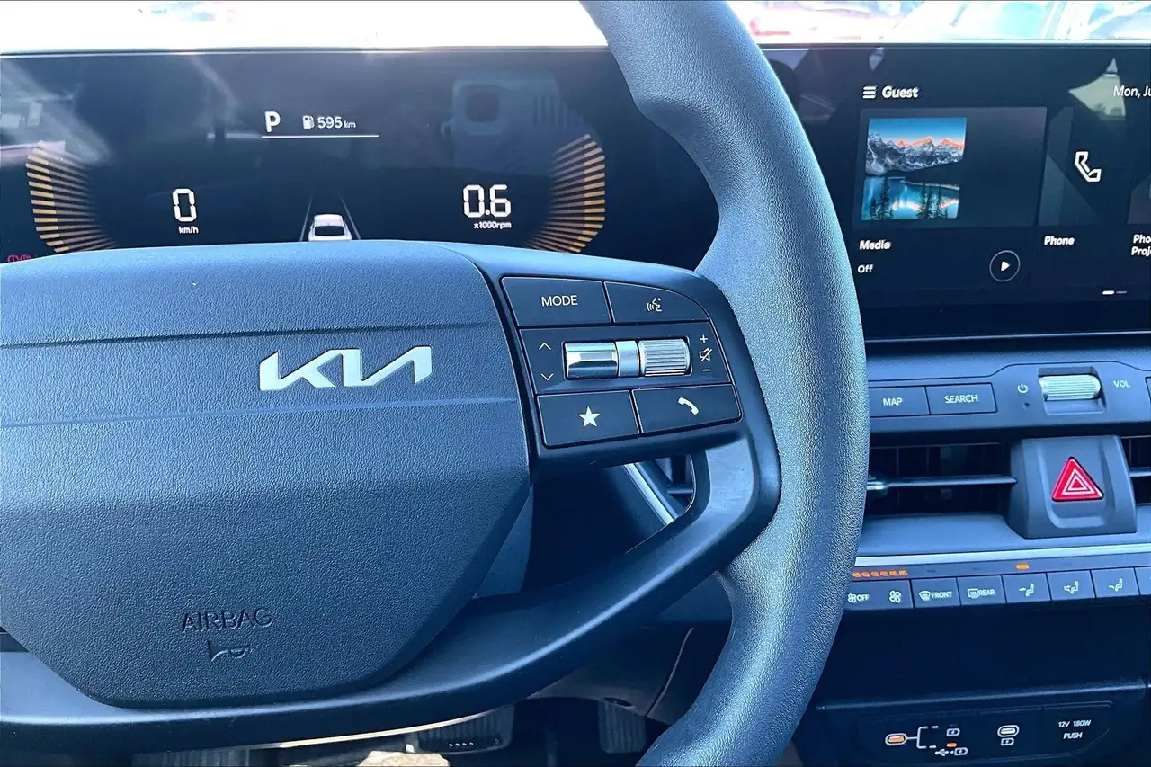 Kia K4 fotografie Kia K4