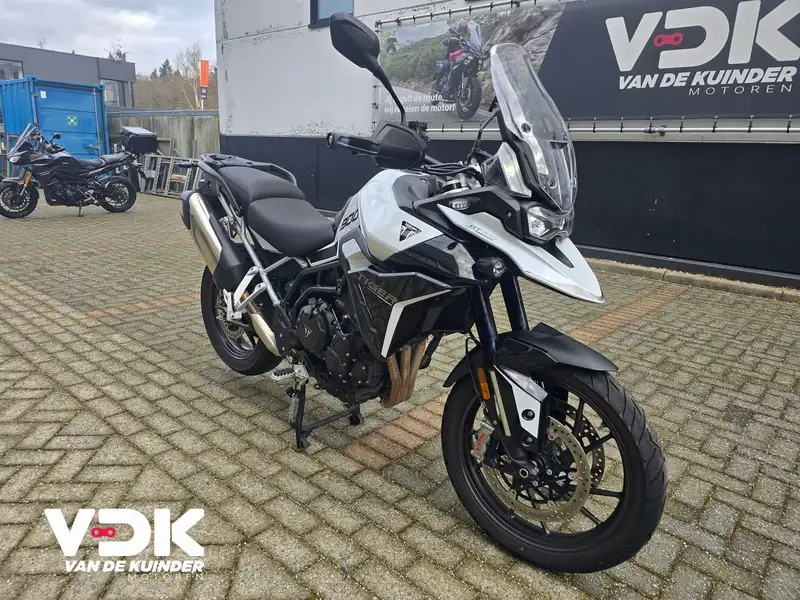 Triumph Tiger 900 - foto 2