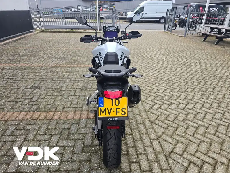 Triumph Tiger 900 - foto 5