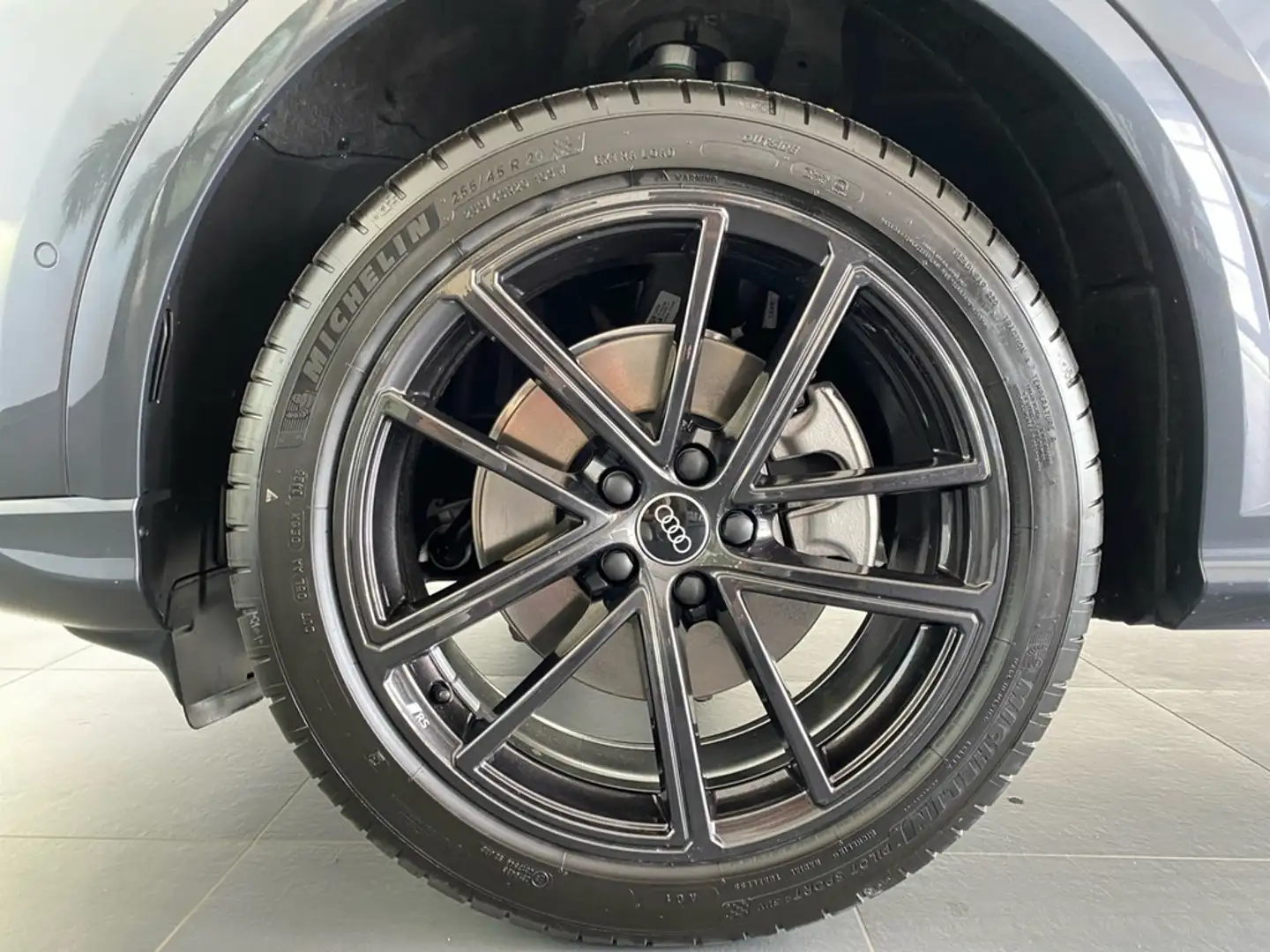 Audi Q5 Sportback TFSI quattro S line AHK+ACC+RFK Grau - 2