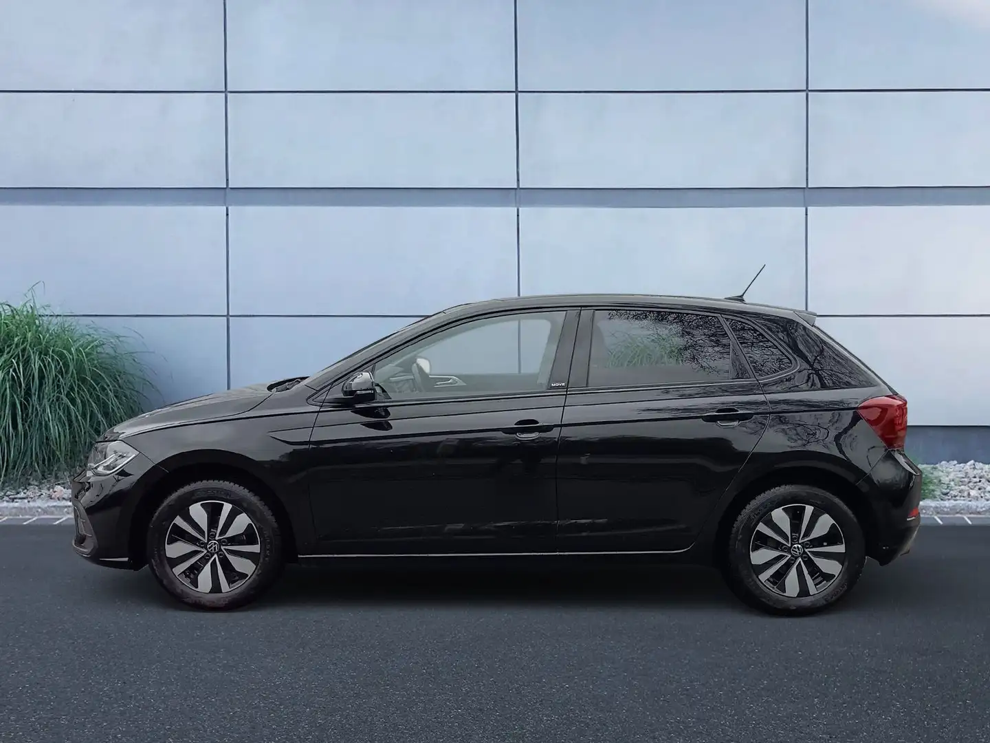 Volkswagen Polo MOVE 1.0 TSI 5-Gang 70KW, Navi,... Schwarz - 2