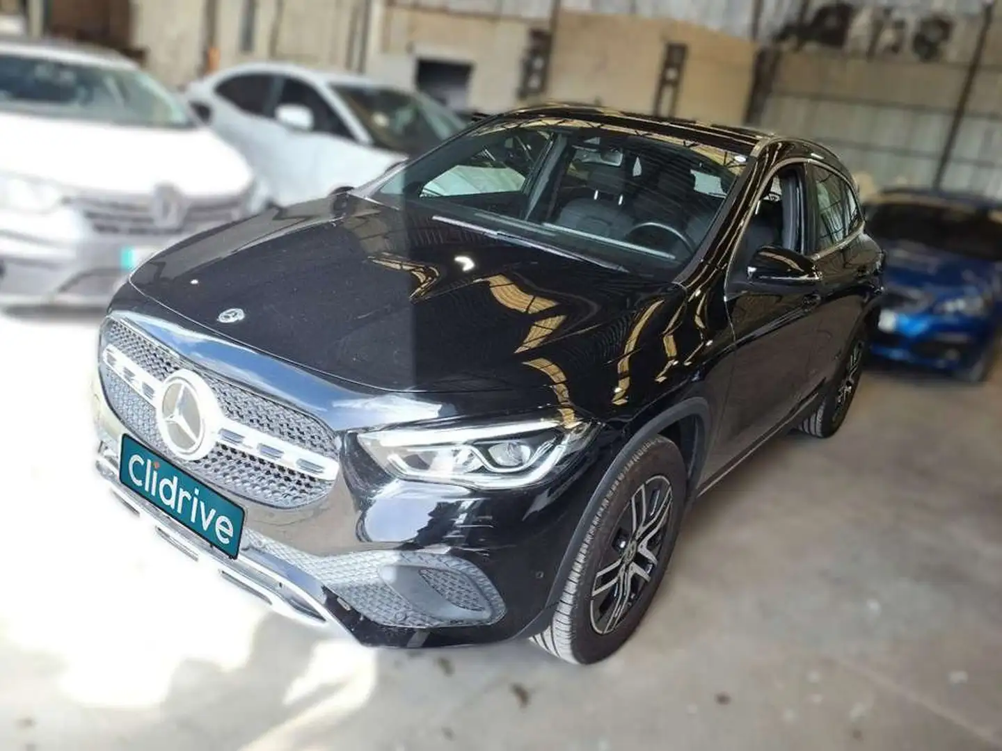 Mercedes-Benz GLA 200 d - - 2