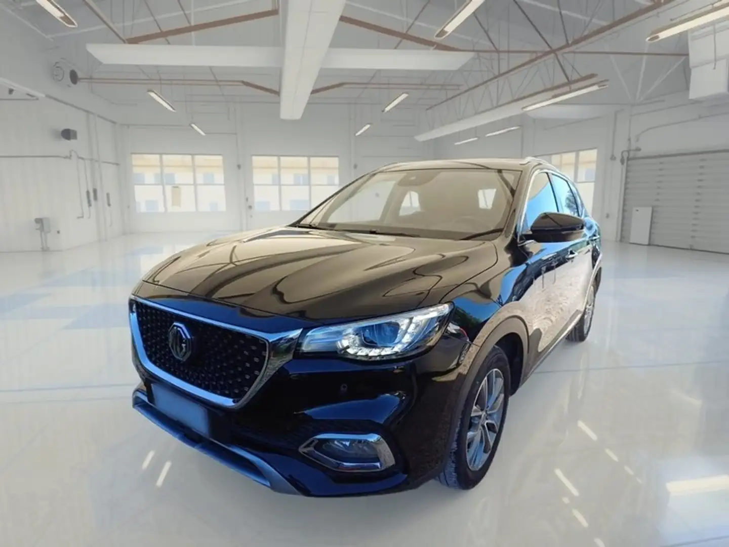 MG HS 1.5 T MT Exite Metallic - 1