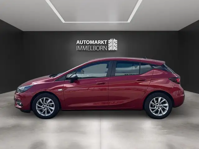 Opel Astra view 11