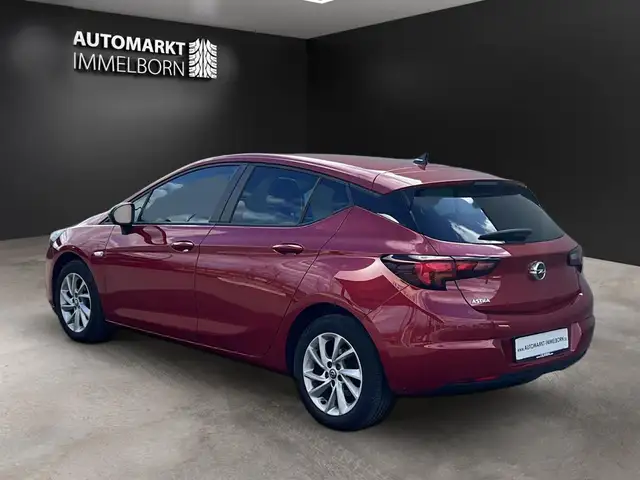 Opel Astra view 6