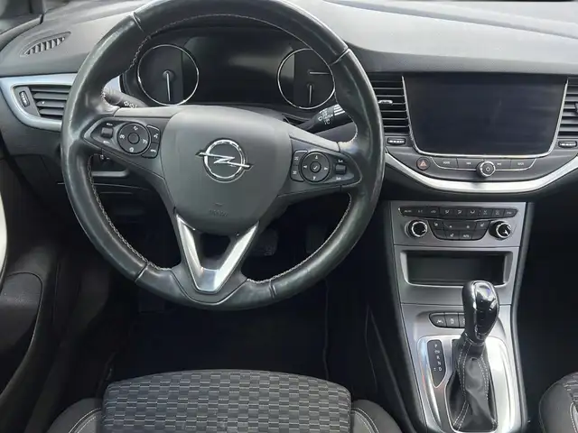 Opel Astra view 13