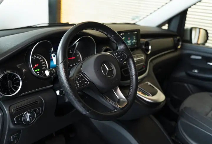 Mercedes-Benz Clase V V 250d Largo 2023, foto 9