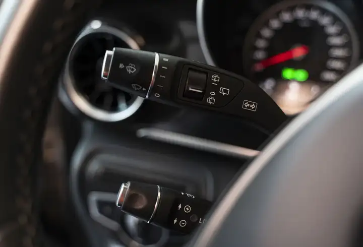Mercedes-Benz Clase V V 250d Largo 2023, foto 7