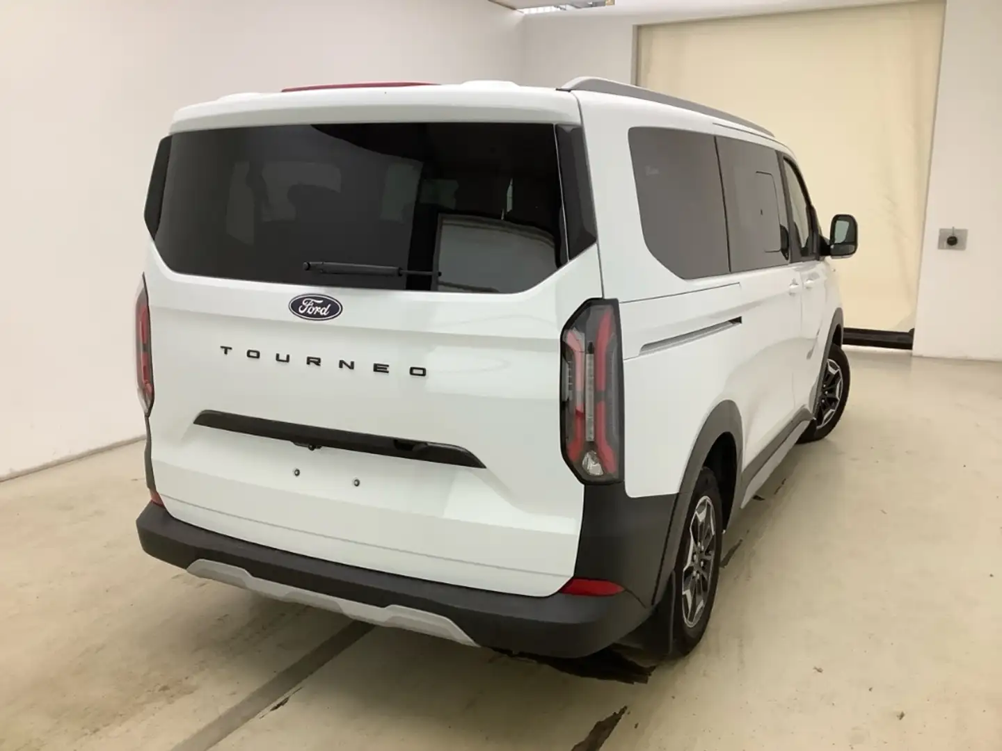 Ford Tourneo Custom 320 L1 Active  AHK-klappbar Navi LED ACC Mehrzonen Blanc - 2