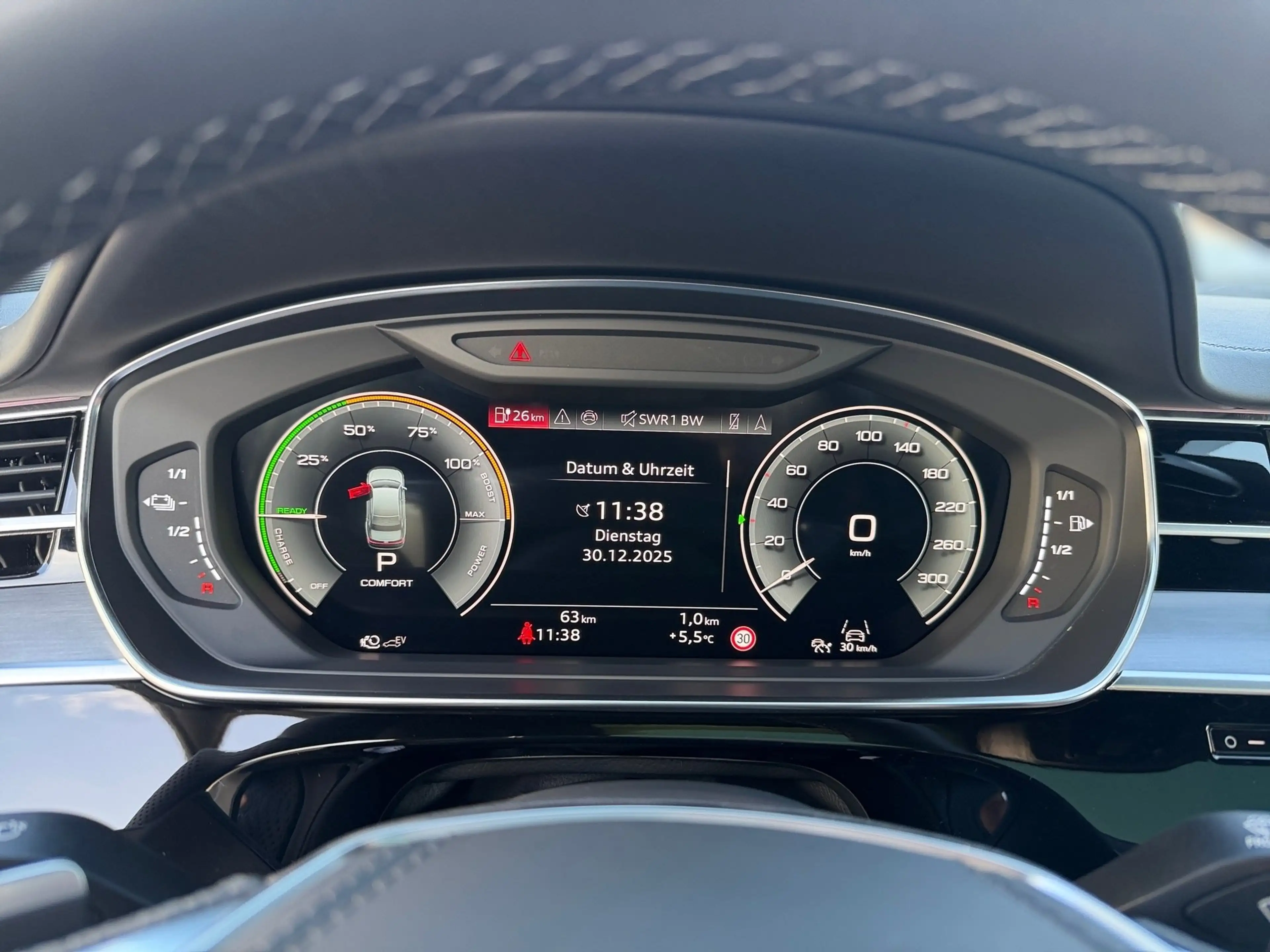 Audi A8 60 TFSI e Quattro Tiptronic HeadUp Panodach — photo 8