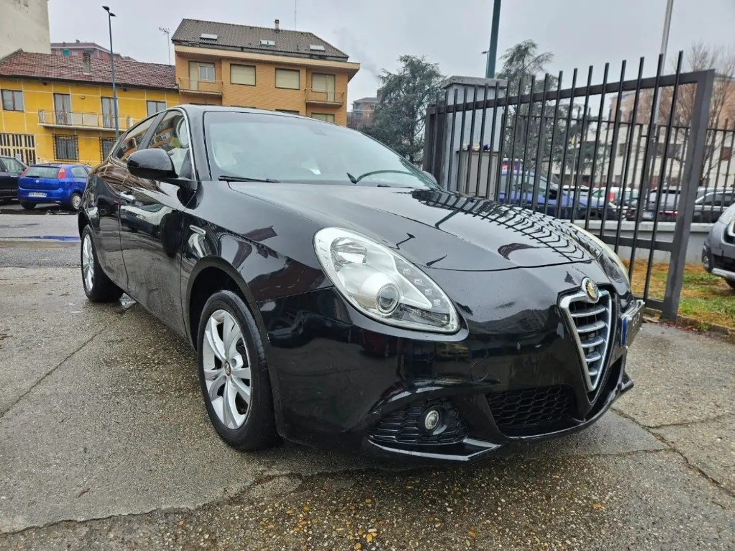 Alfa Romeo Giulietta 1.4 Turbo 120 CV GPL Black - 2
