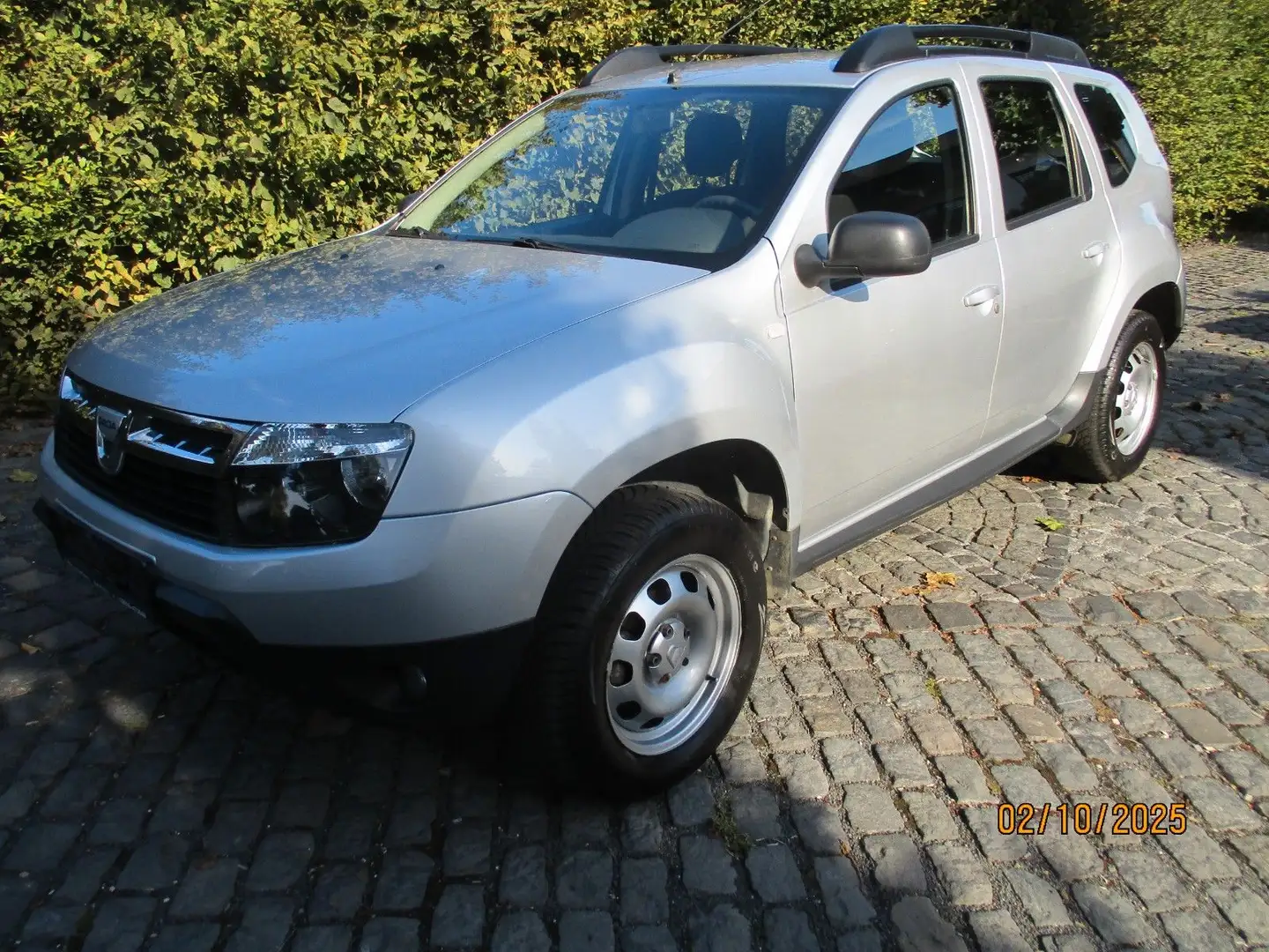 Dacia Duster I Laureate 4x4 Zahnriemen,Inspektion Neu Grau - 1