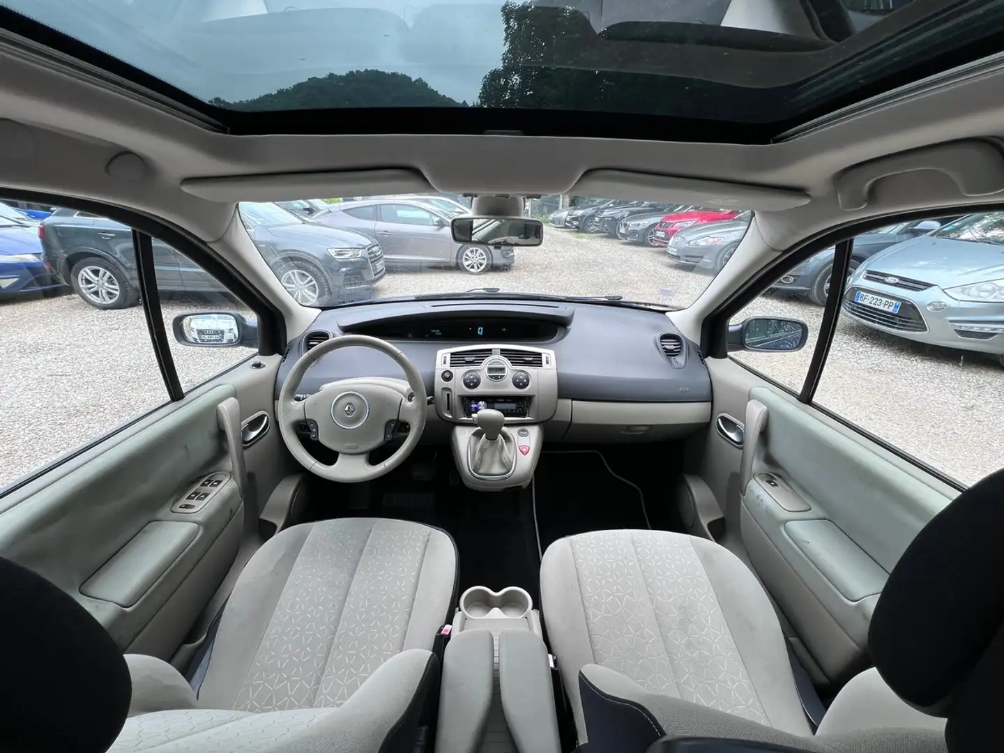 Renault Scenic II 1.9 dCi 130cv BVA Bleu - 2