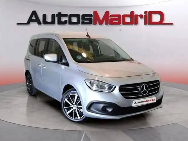 Mercedes-Benz Classe T 180 d