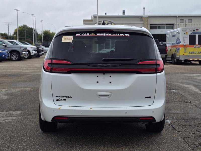 2026 Chrysler Pacifica