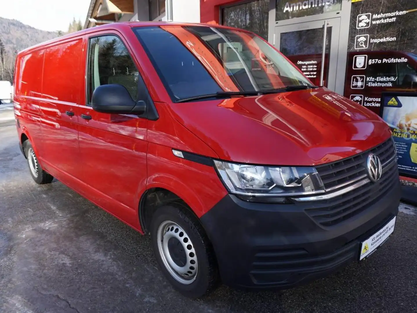 Volkswagen T6.1 Transporter lang FWD Rot - 1