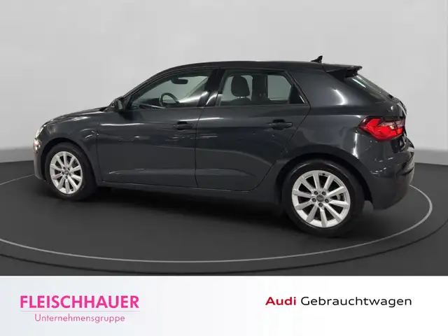 Audi A1 view 3