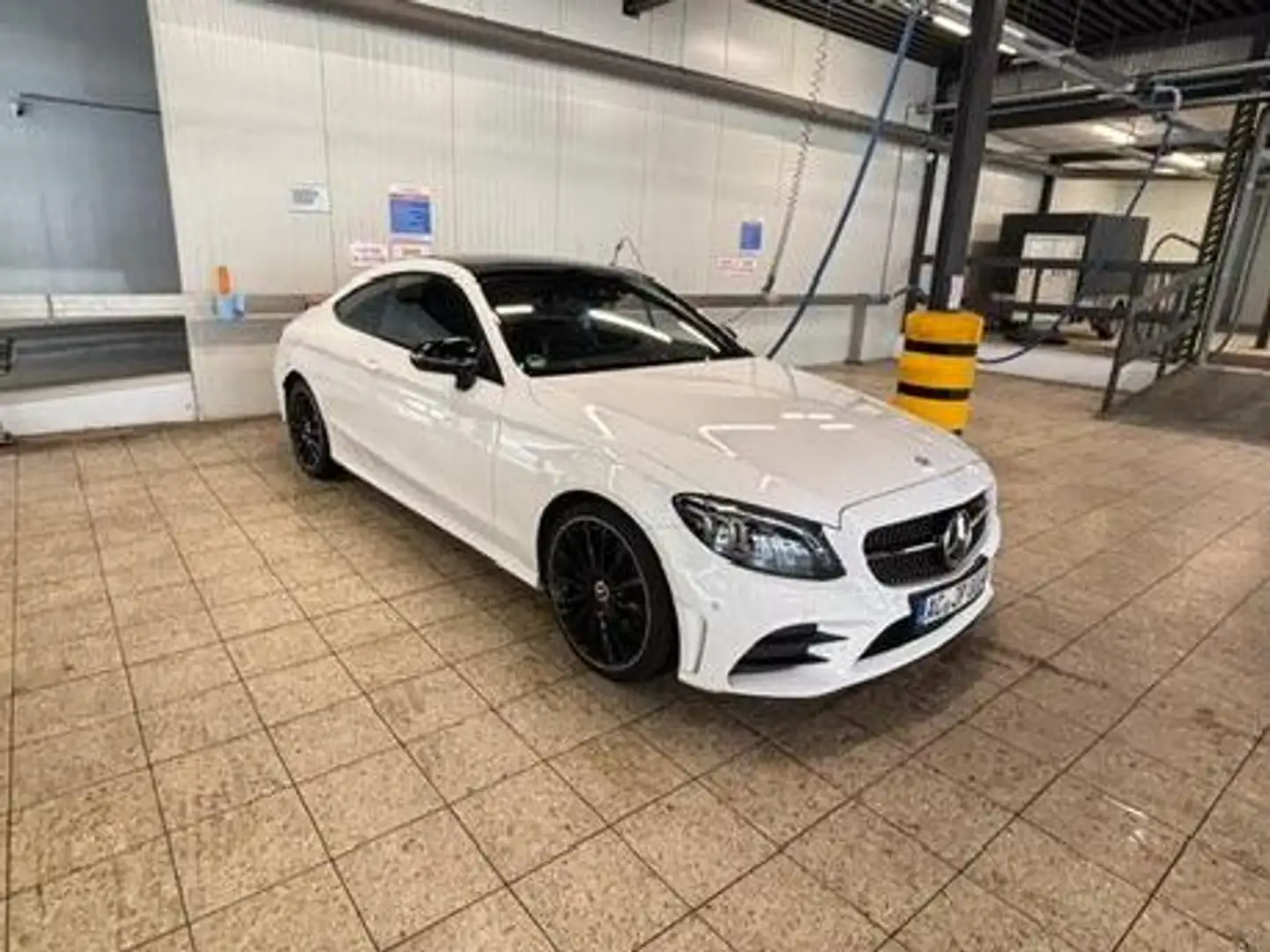Mercedes-Benz C 220 C 220 CDI Sportcoupe Automatik DPF Sport Edition + Weiß - 2