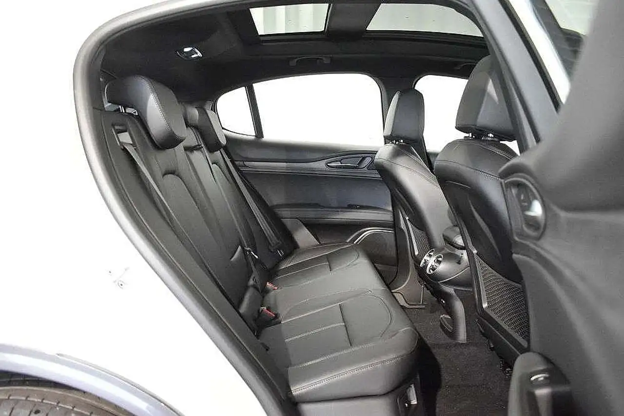 Alfa Romeo Stelvio 2022