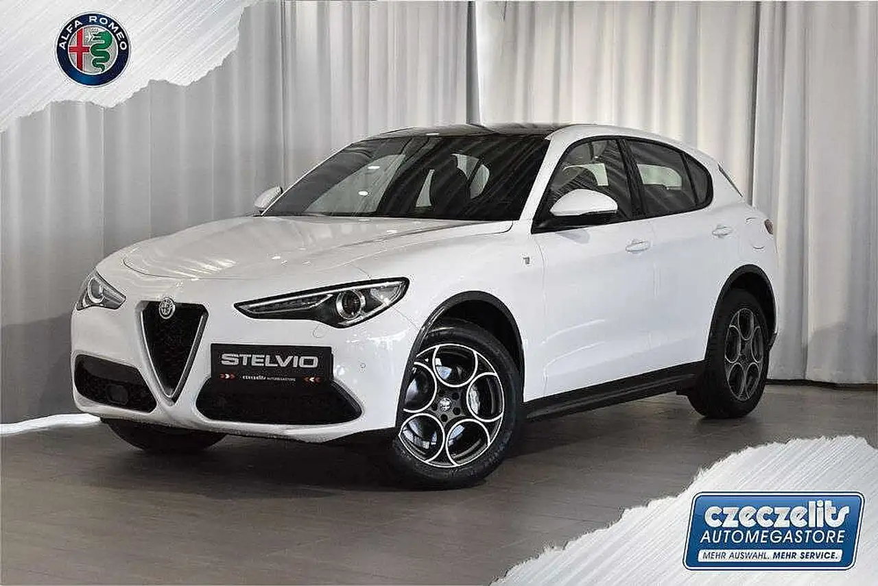Alfa Romeo Stelvio 2022