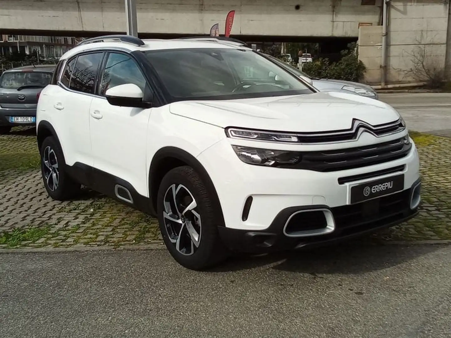 Citroen C5 Aircross BlueHDi 130 S&S Business Weiß - 2