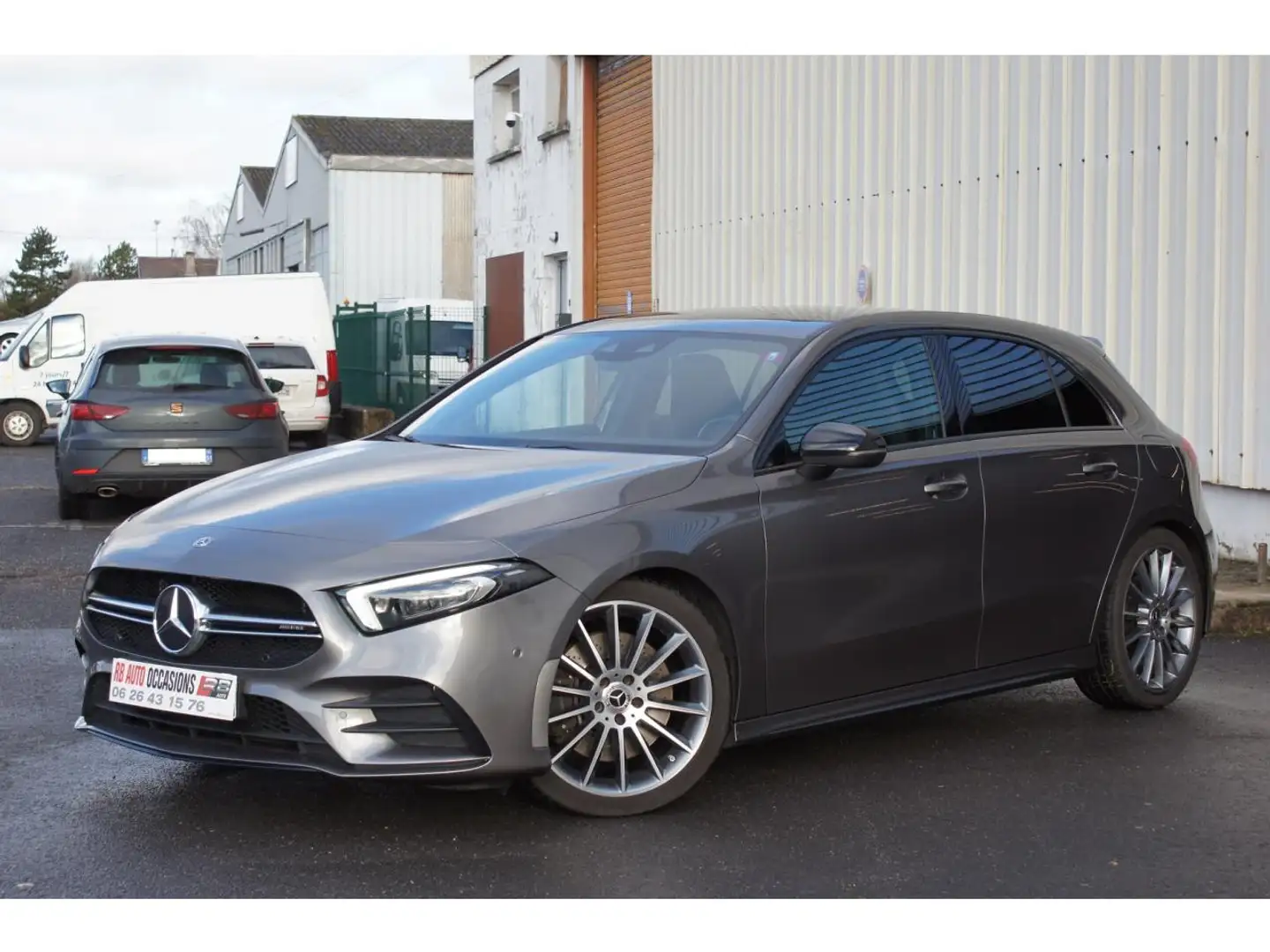 Mercedes-Benz CL A 250 2.0 224 cv TYPE 177 AMG Line  LOOK A35 Gris - 2