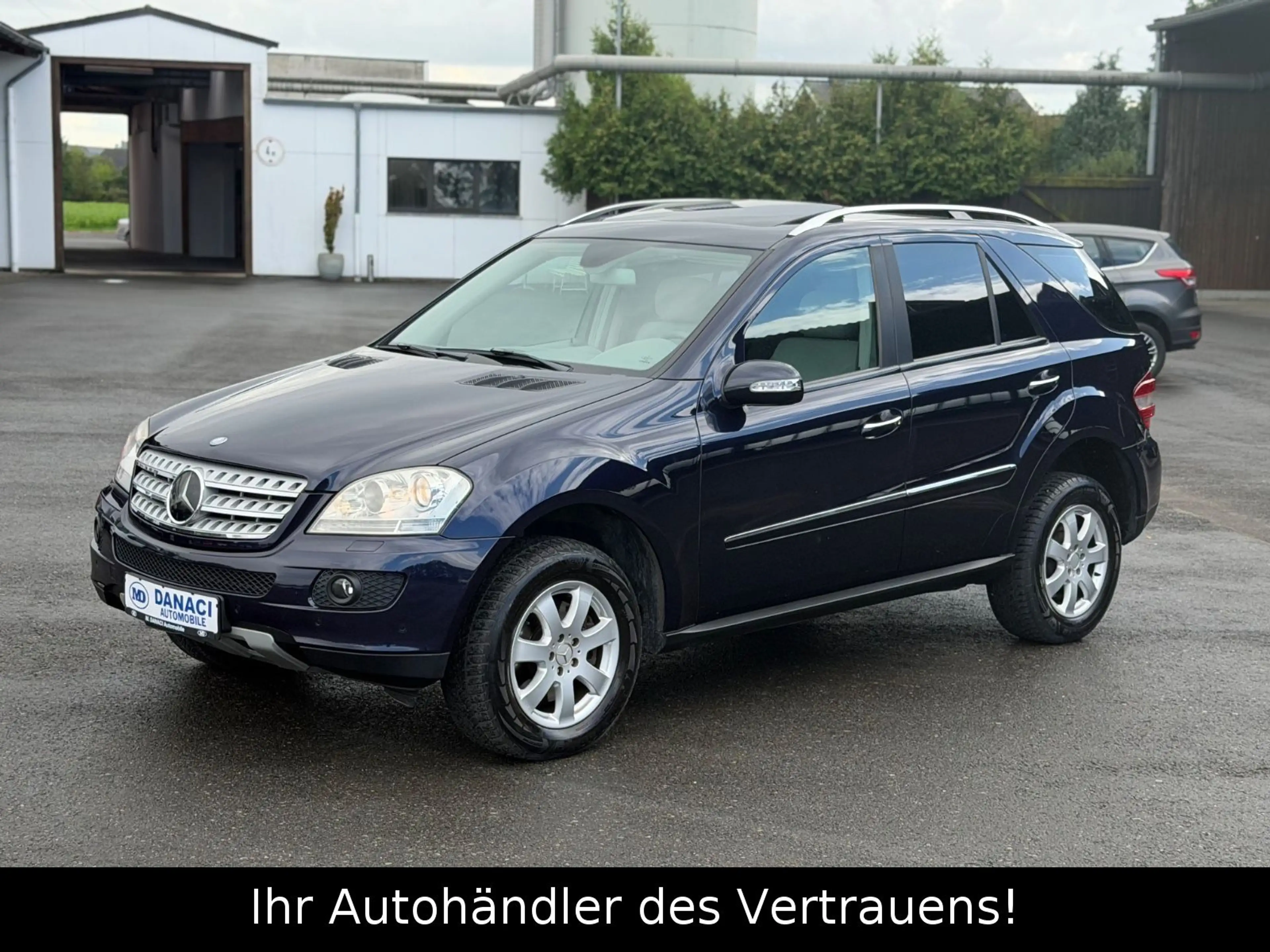 Mercedes-Benz ML 320 CDI 4Matic*Keyless*NAVI*AHK*DISTRONIC! — photo 2