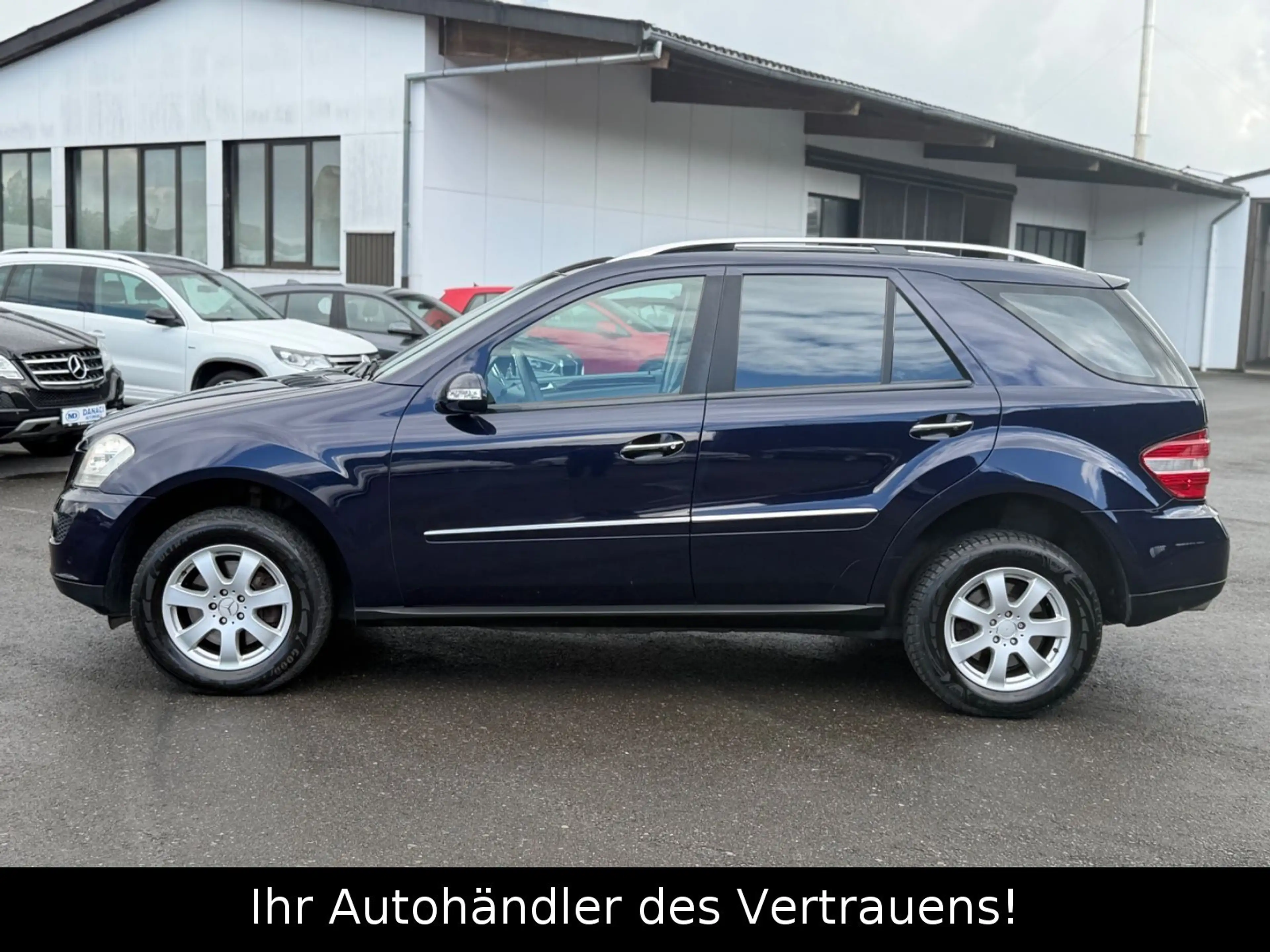 Mercedes-Benz ML 320 CDI 4Matic*Keyless*NAVI*AHK*DISTRONIC! — photo 7