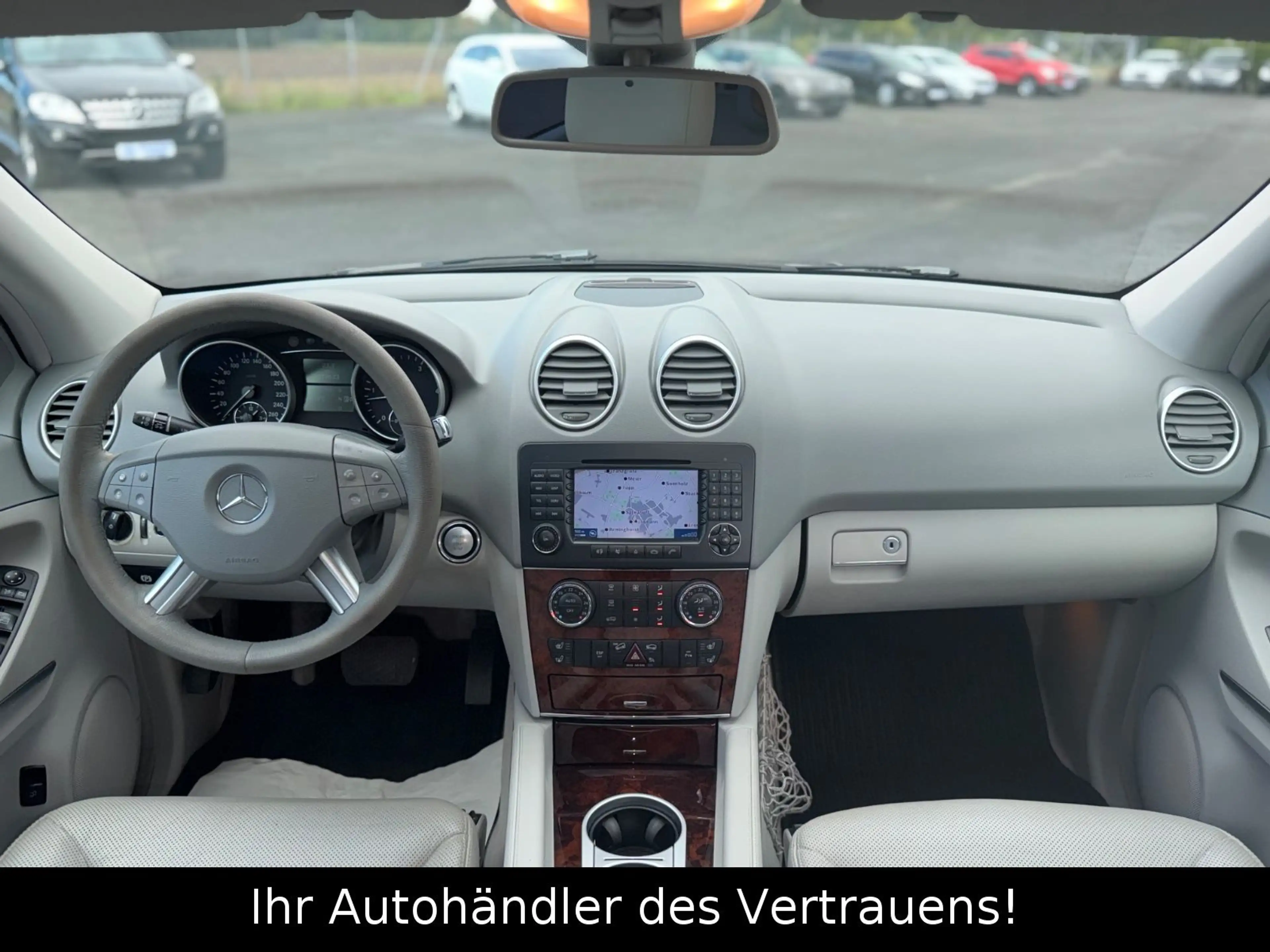 Mercedes-Benz ML 320 CDI 4Matic*Keyless*NAVI*AHK*DISTRONIC! — photo 10