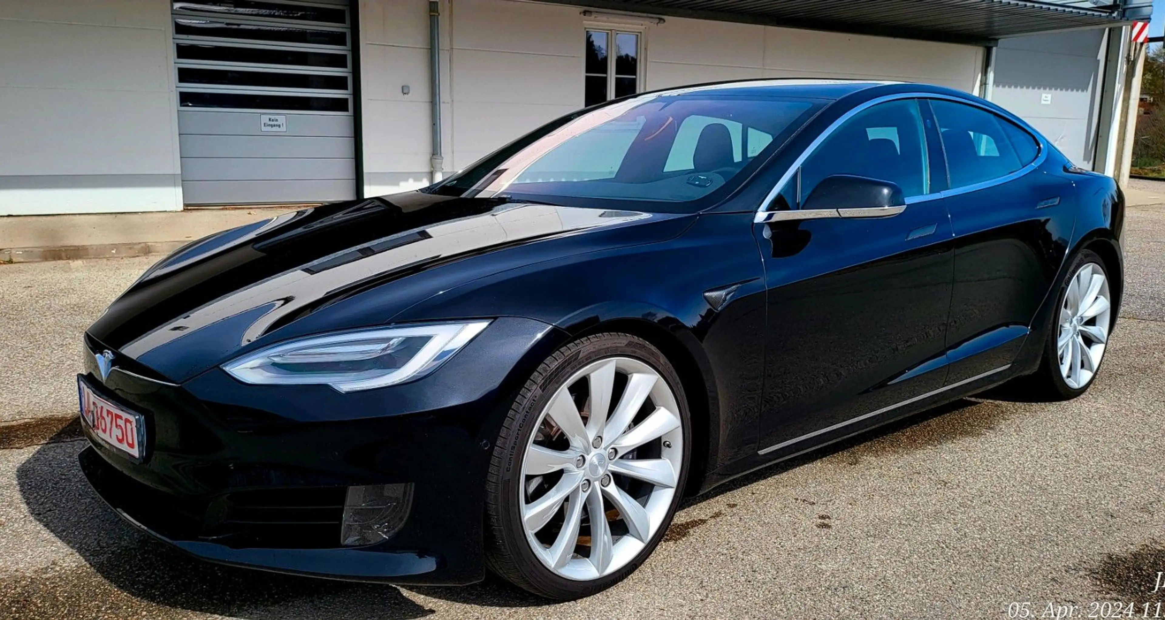 Tesla Model S 75D, 1.Hd, TÜV neu, Leder, 21 Zoll, WR++ — photo 12
