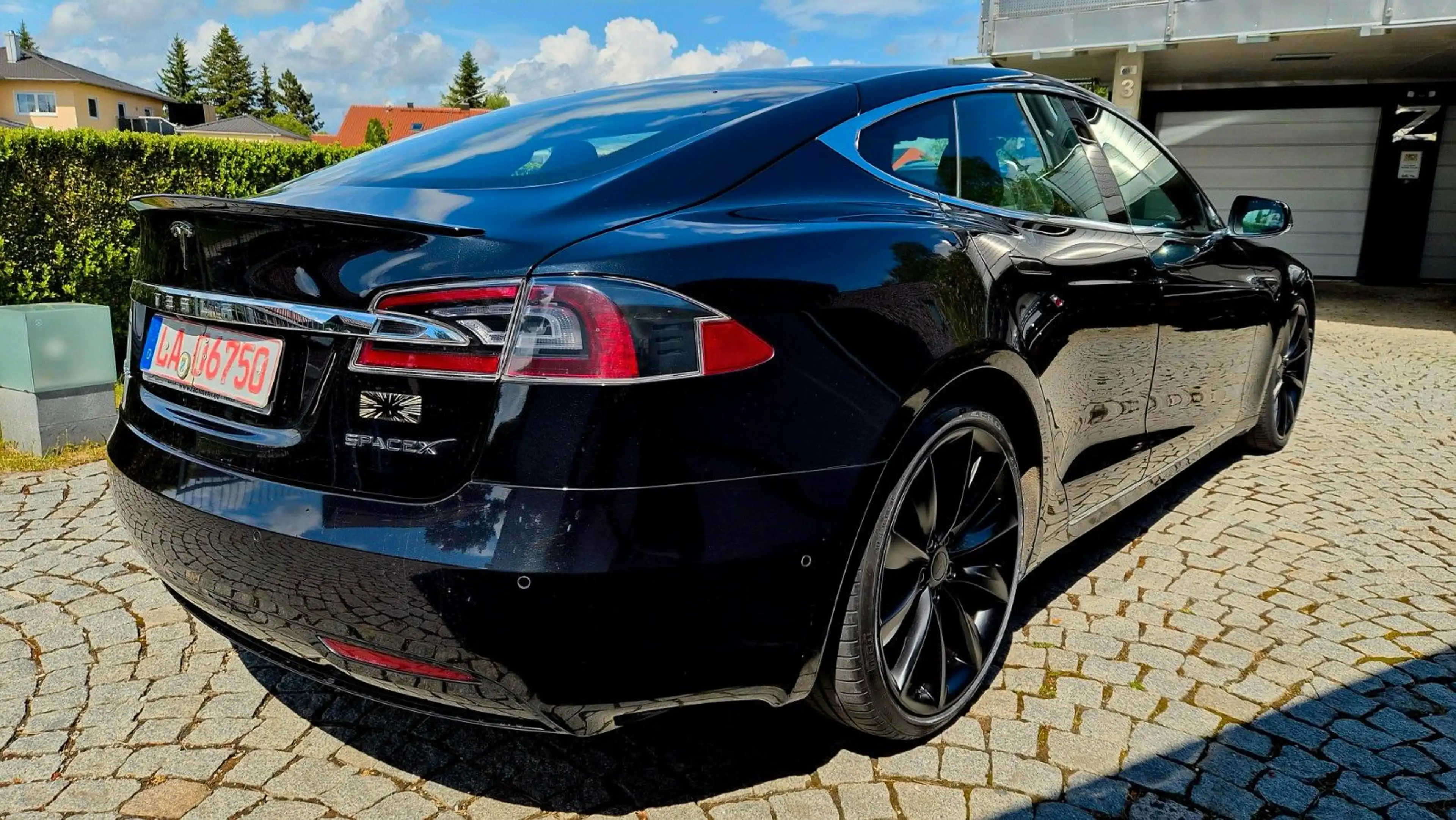 Tesla Model S 75D, 1.Hd, TÜV neu, Leder, 21 Zoll, WR++ — photo 4