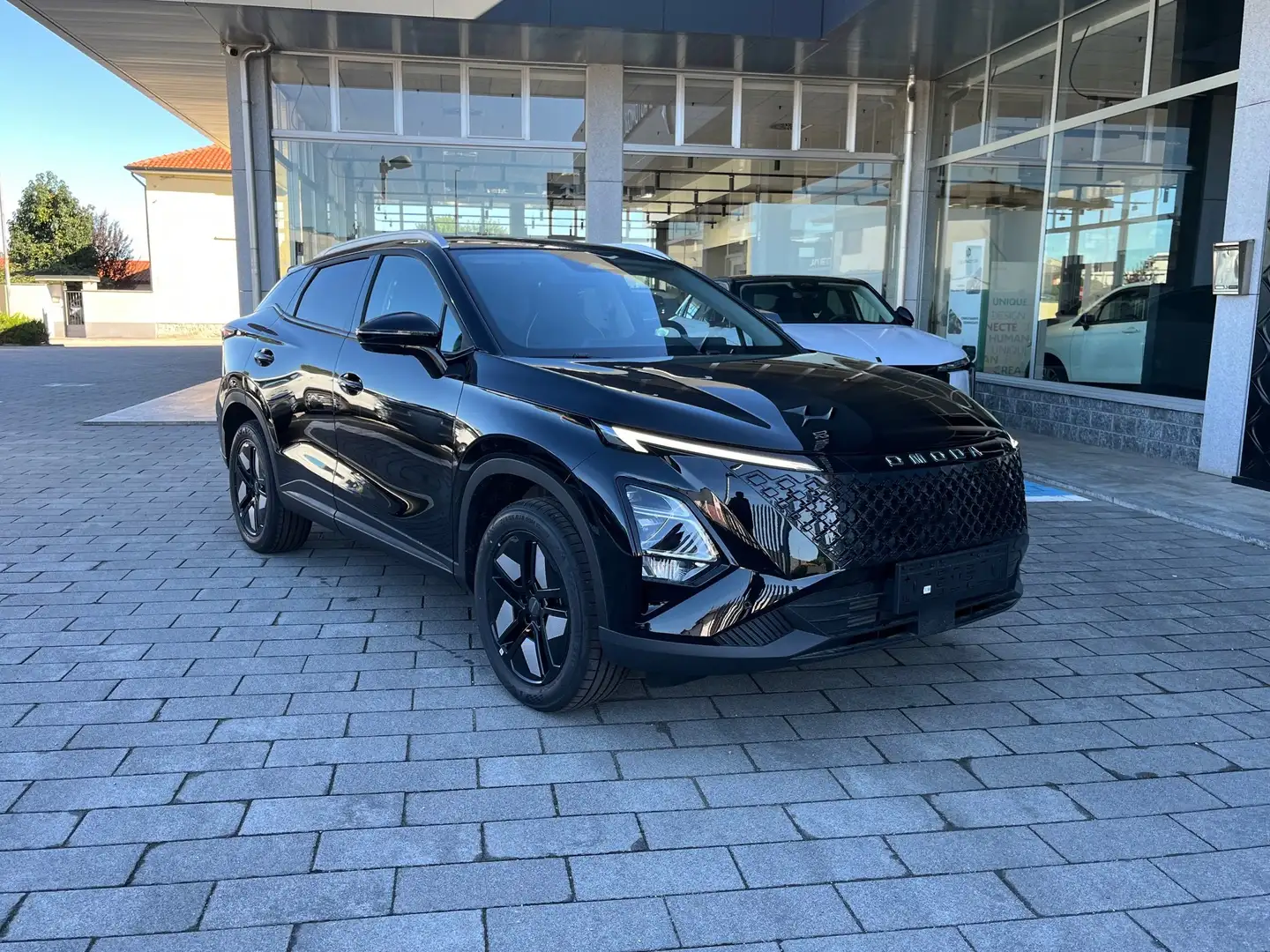 Omoda 5 1.6 TGDi 147cv DCT7 PREMIUM Pronta Consegna Schwarz - 1