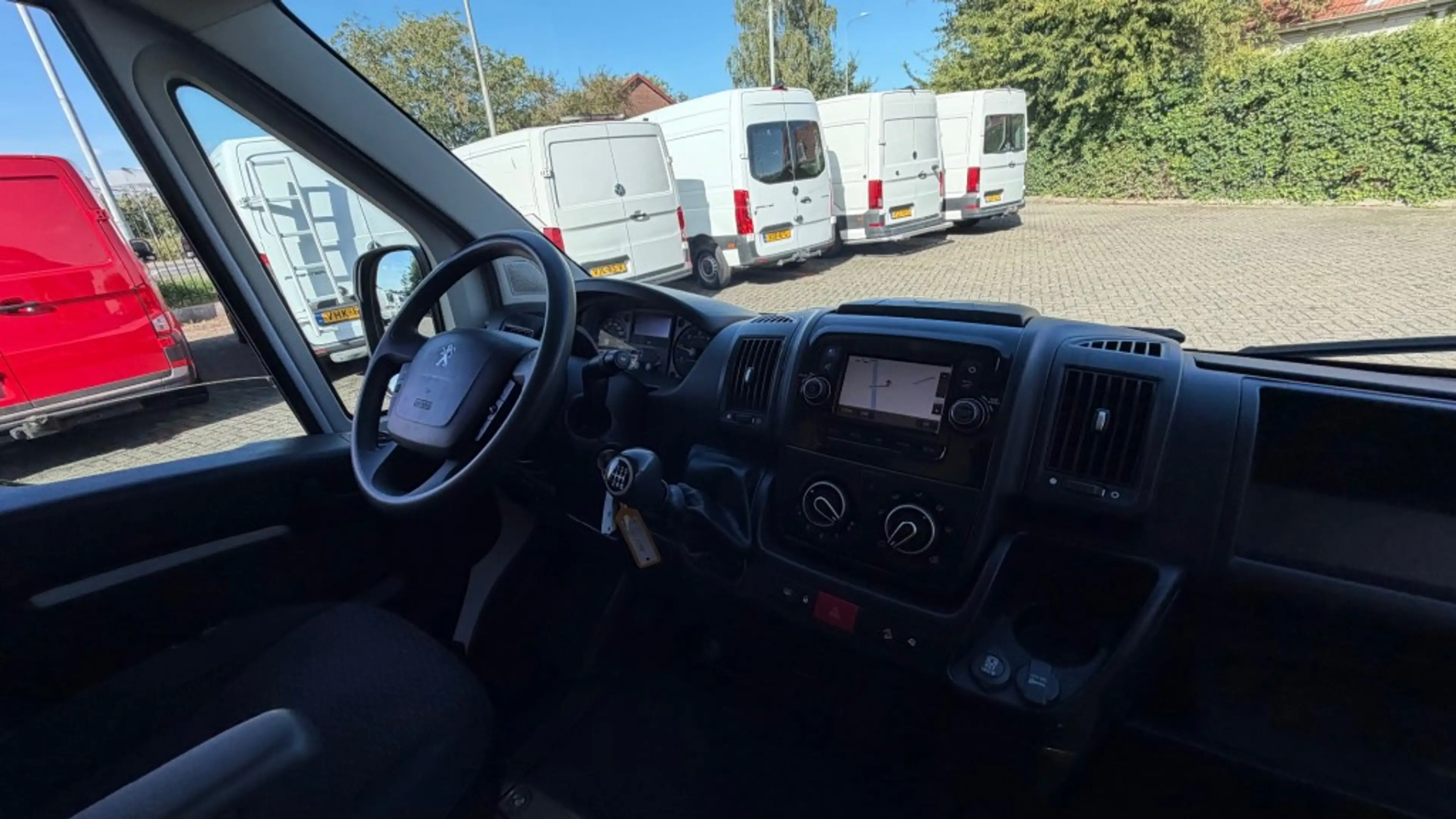 Peugeot Boxer 2.2 HDI 88KW 120PK L2H2 EURO 6 AIRCO/ CRUISE CONTR — photo 8