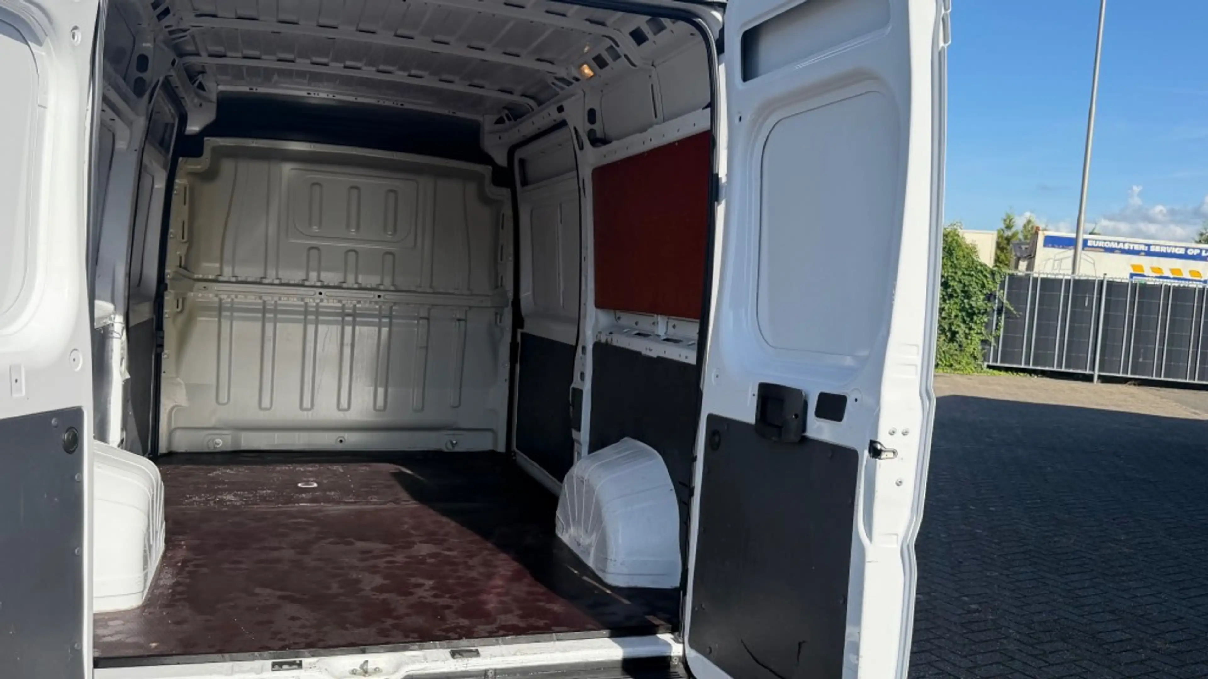 Peugeot Boxer 2.2 HDI 88KW 120PK L2H2 EURO 6 AIRCO/ CRUISE CONTR — photo 13