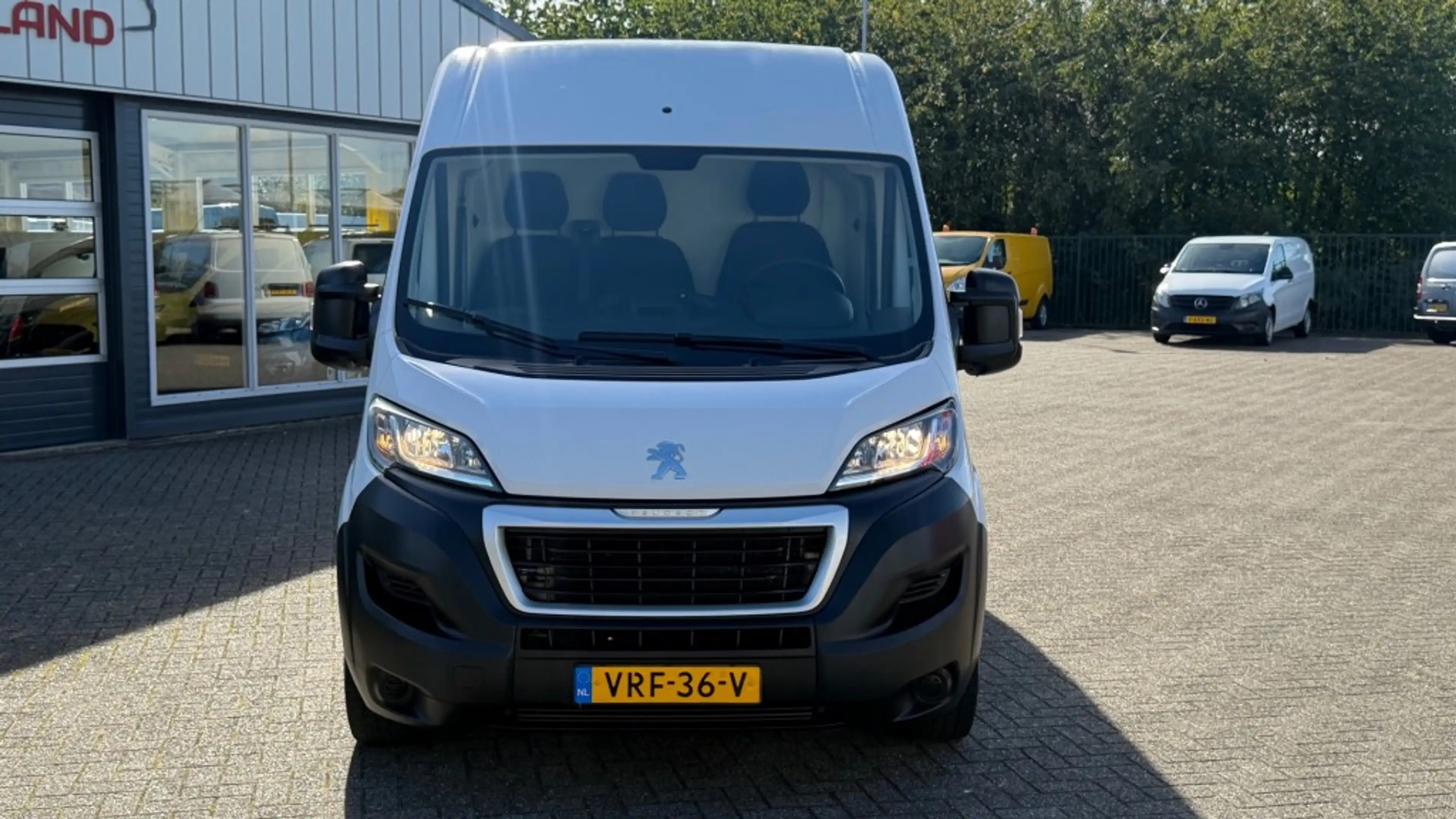 Peugeot Boxer 2.2 HDI 88KW 120PK L2H2 EURO 6 AIRCO/ CRUISE CONTR — photo 2