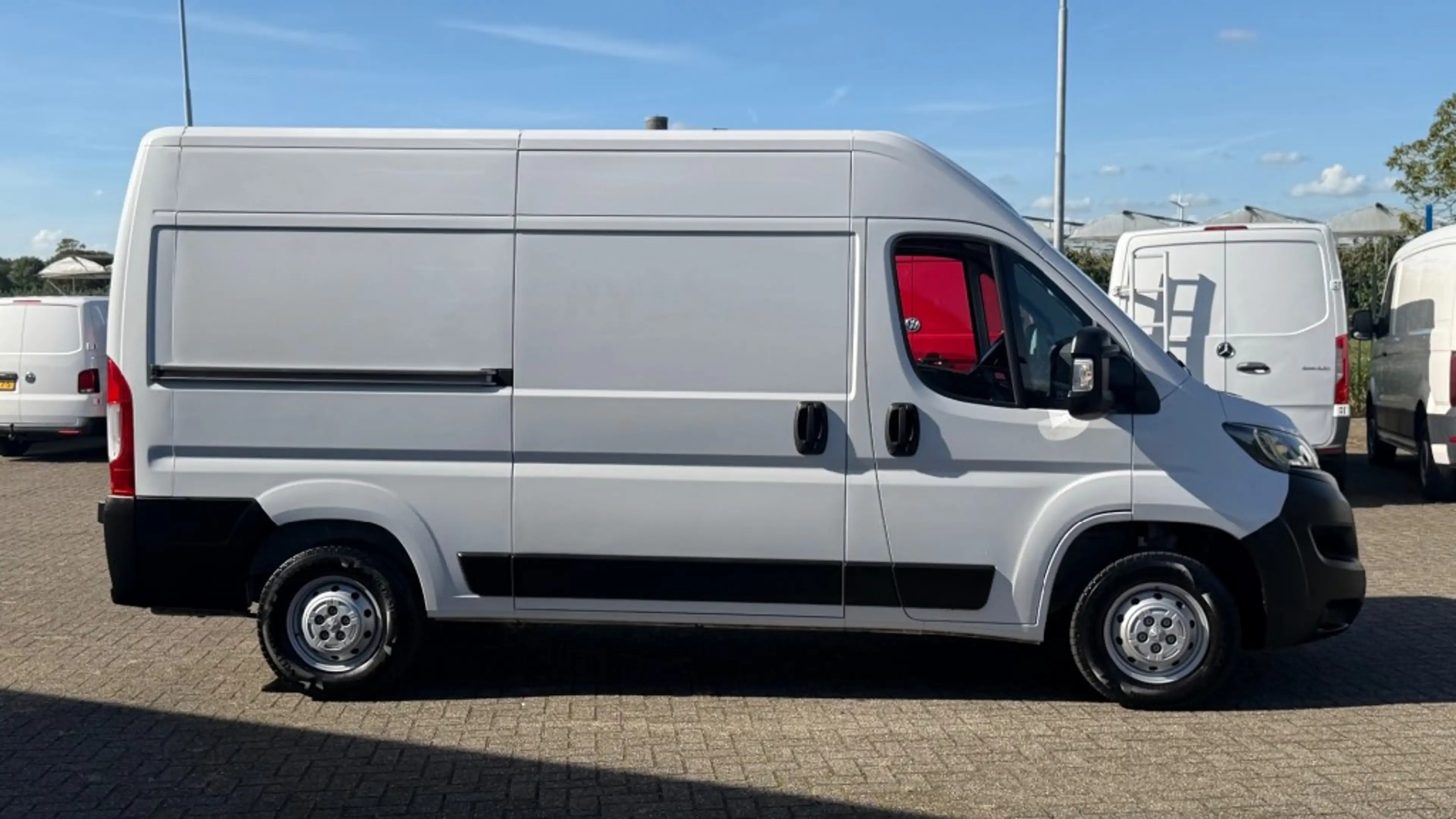 Peugeot Boxer 2.2 HDI 88KW 120PK L2H2 EURO 6 AIRCO/ CRUISE CONTR — photo 4