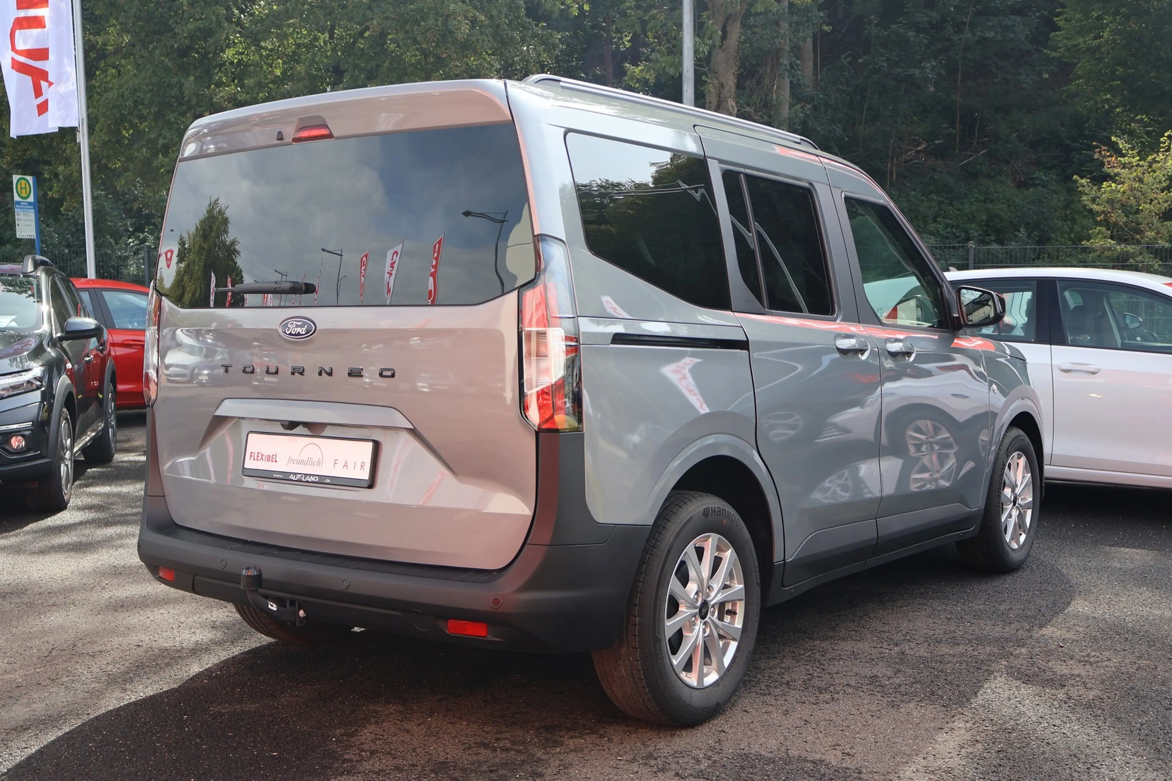 Ford Tourneo Courier Titanium 1.0 EB Aut. Kamera AHK — photo 5