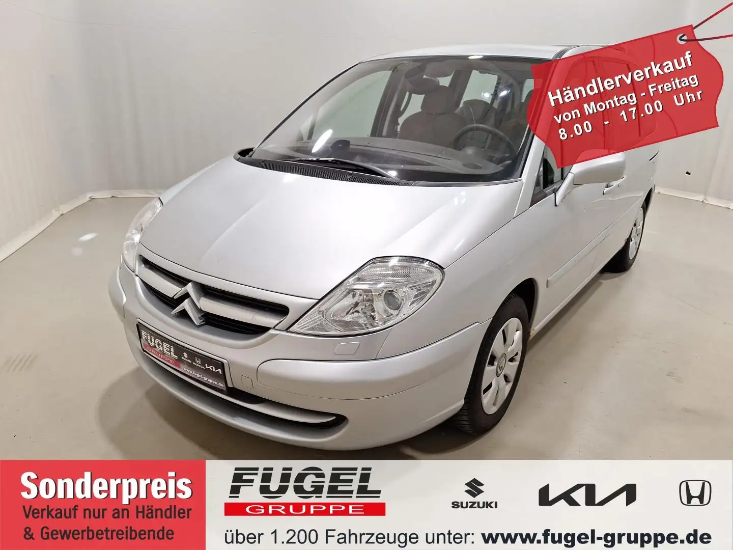 Citroen C8 2.0 HDi Exclusive Xenon|Navi|SHZ Grau - 1