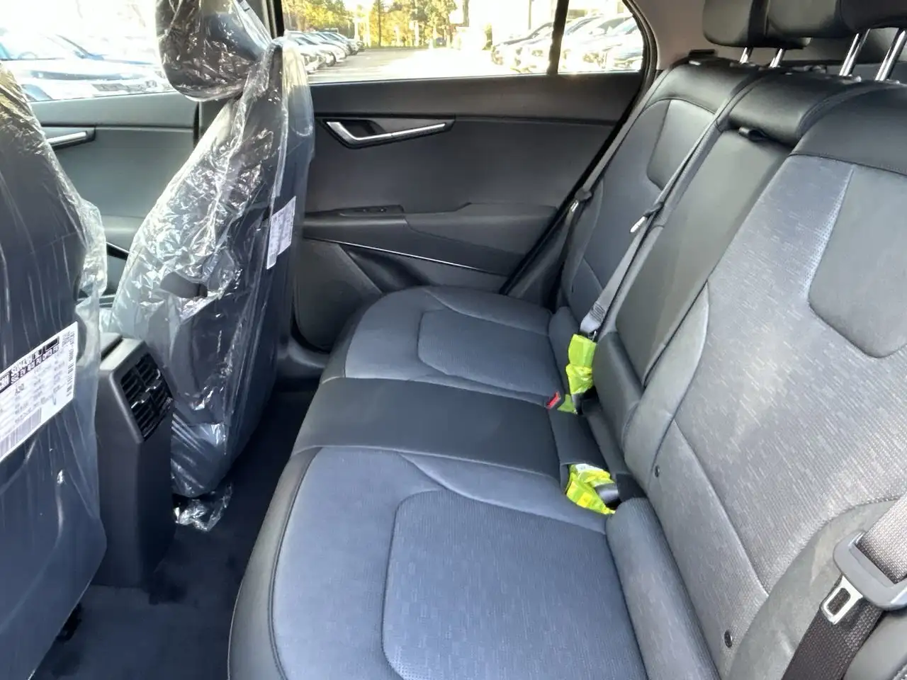 Kia Niro снимка Kia Niro