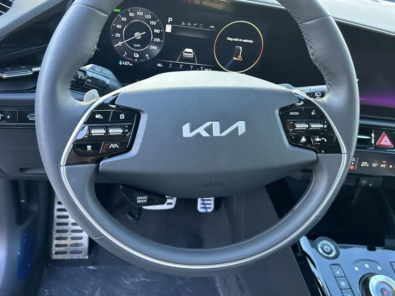 Kia Niro снимка Kia Niro