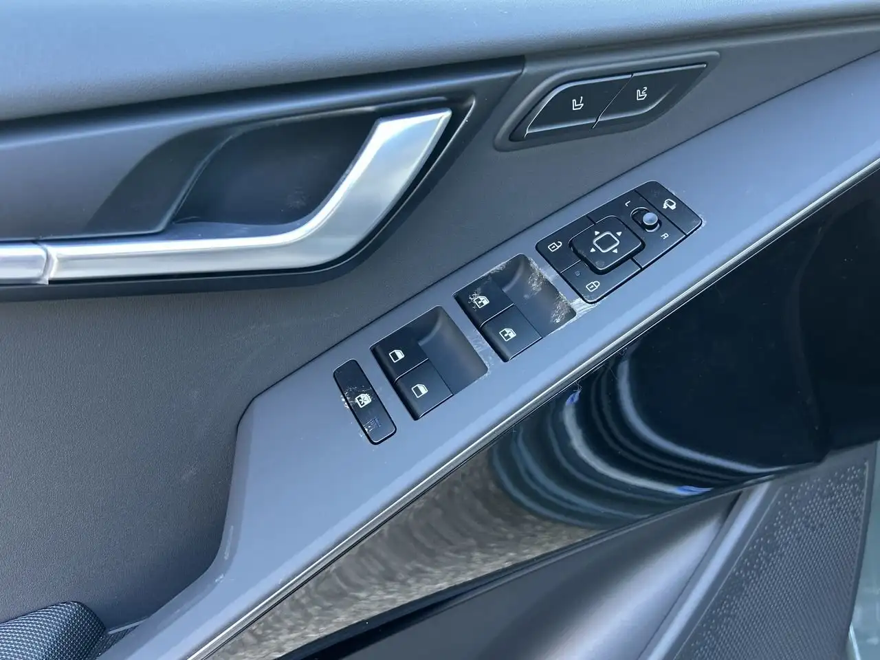 Kia Niro снимка Kia Niro