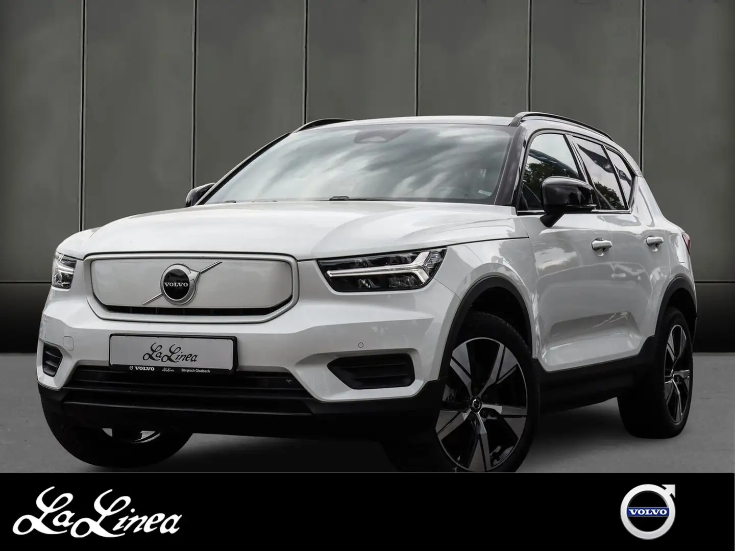 Volvo XC40 Plus Recharge Pure Electric 2WD Wit - 1