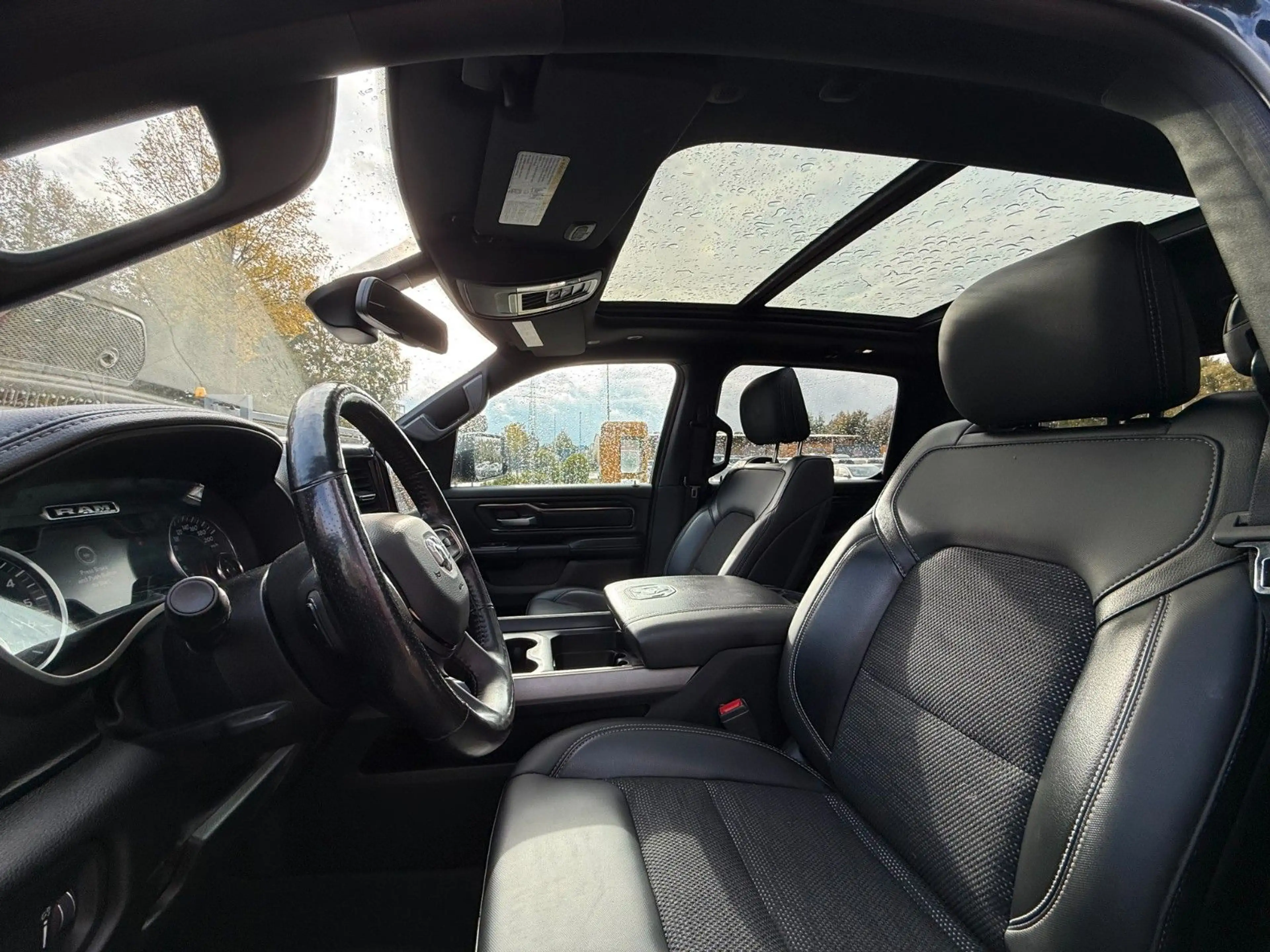 Dodge RAM 5.7HEMI Sport Pano /4x4/Navi/Kamera — photo 9
