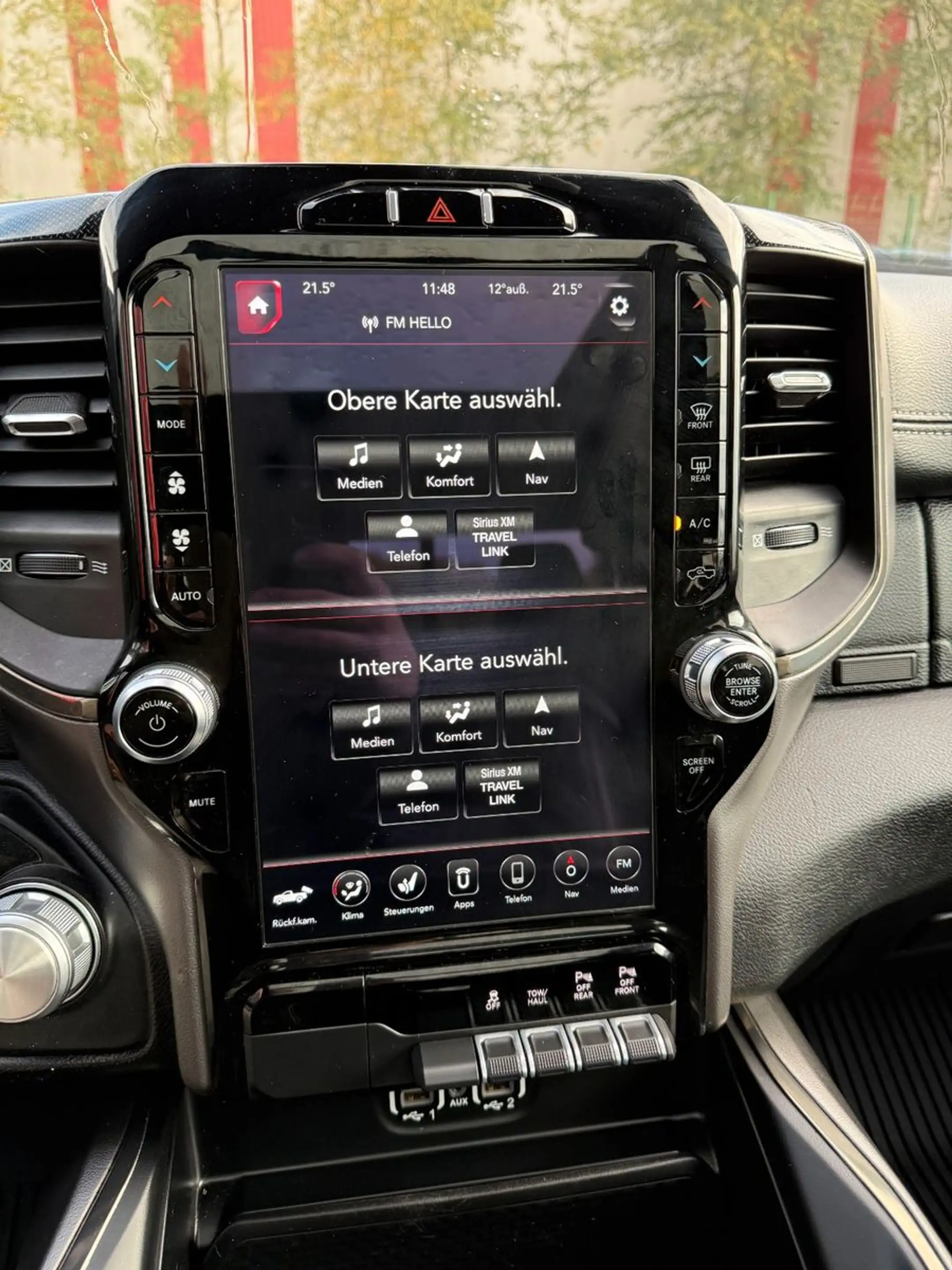 Dodge RAM 5.7HEMI Sport Pano /4x4/Navi/Kamera — photo 8