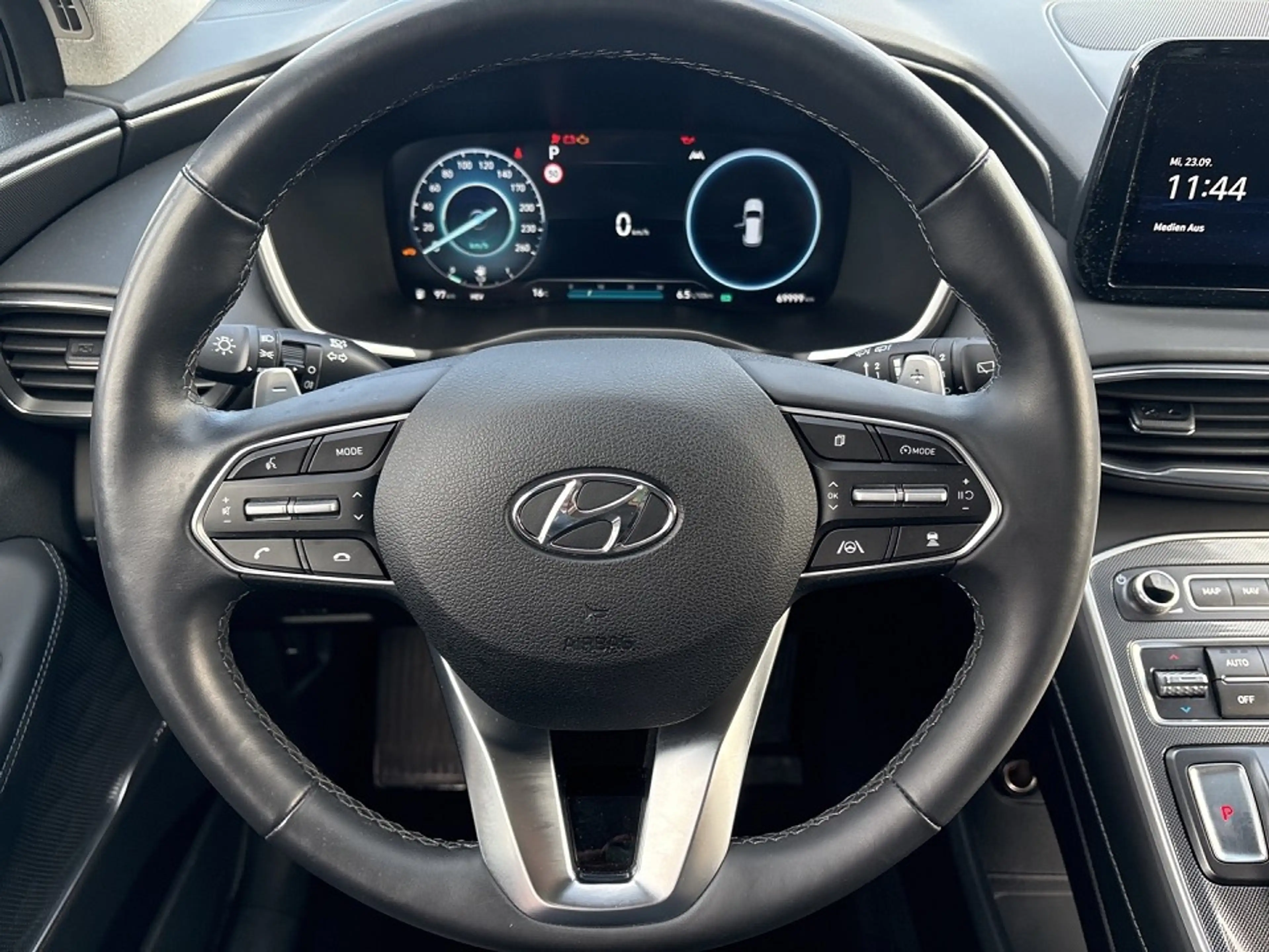 Hyundai SANTA FE Prime Plug-In Hybrid 4WD — photo 14