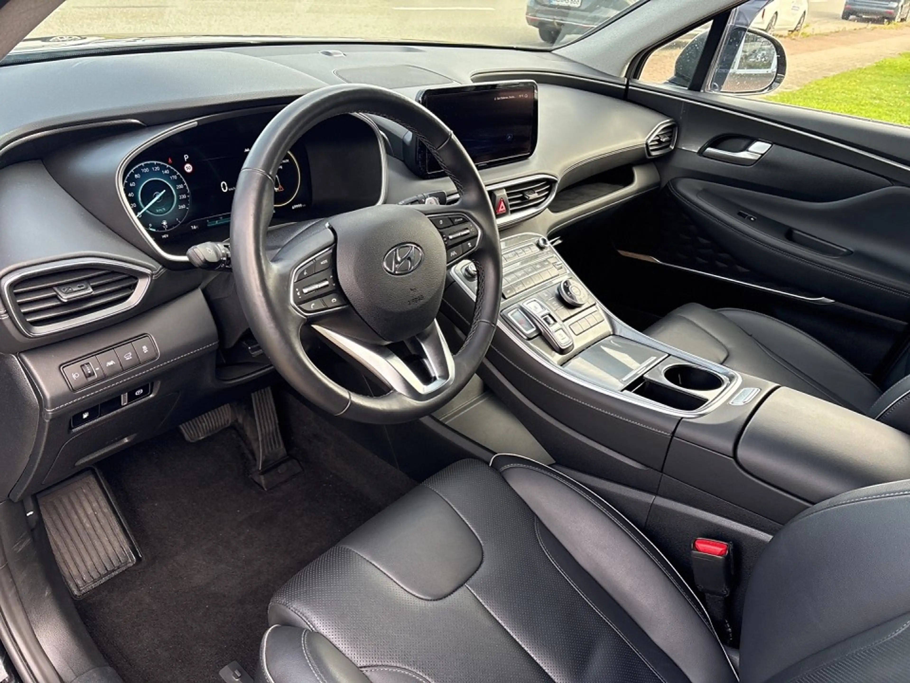 Hyundai SANTA FE Prime Plug-In Hybrid 4WD — photo 8