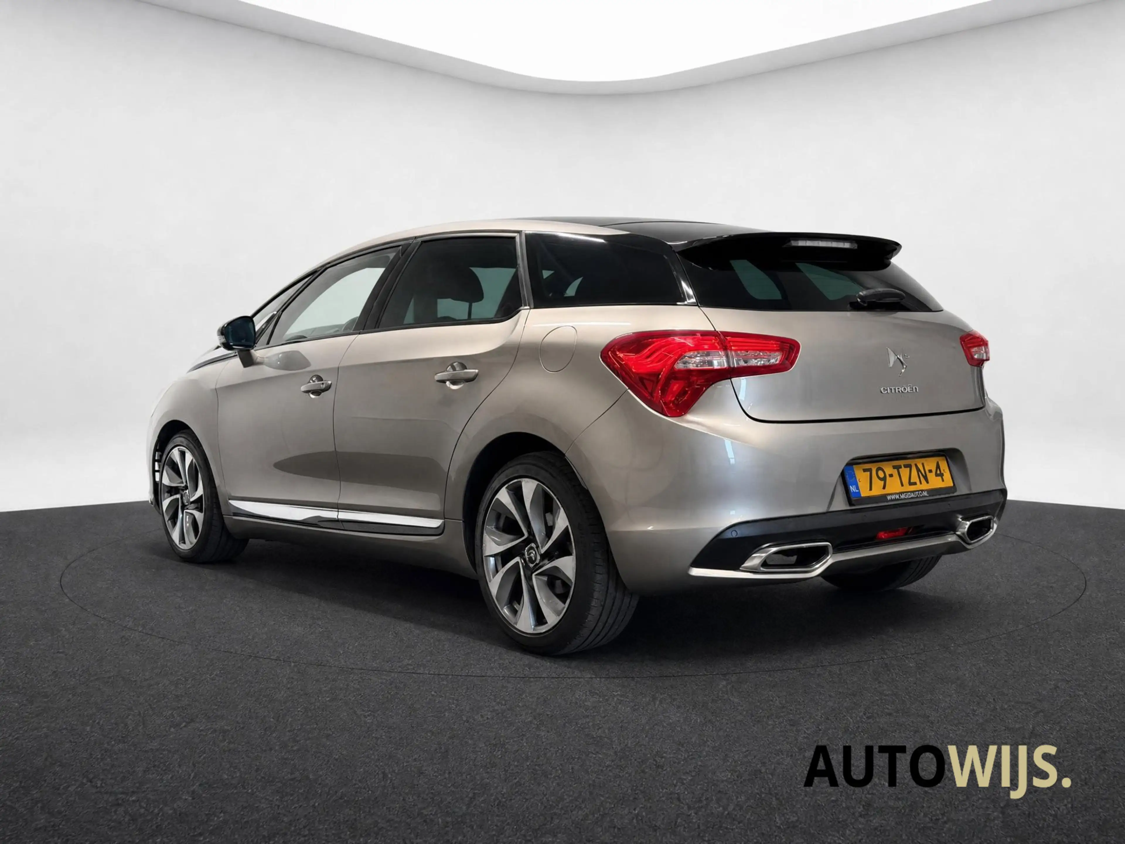 Citroen DS5 1.6 THP So Chic|AUT|NL AUTO|KEYLESS|ALCANTARA|XENO — photo 9